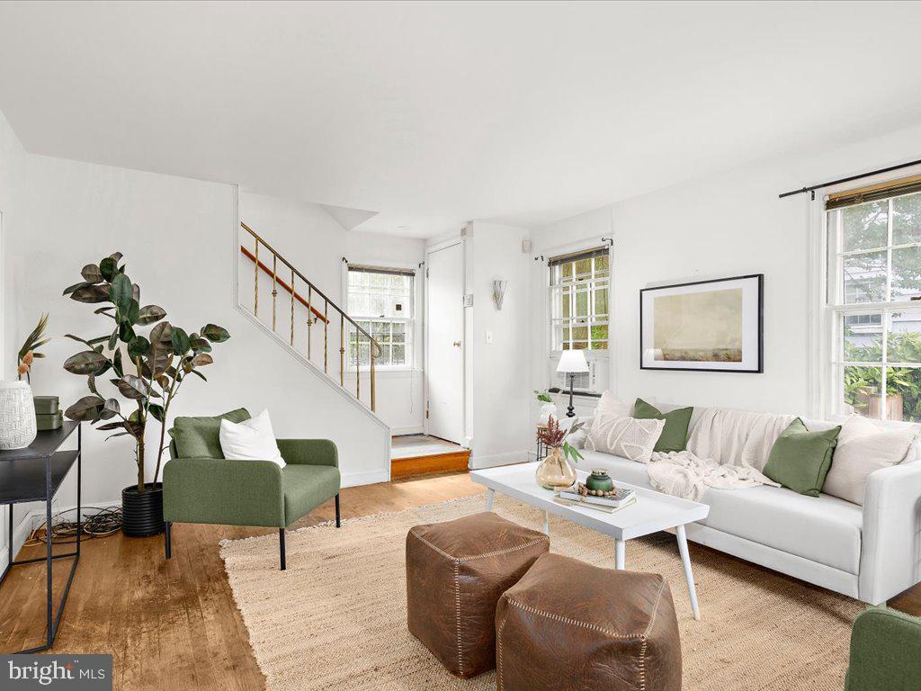 SARGENT KNOLLS - Residential