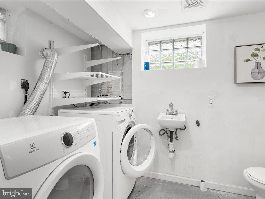 SARGENT KNOLLS - Residential