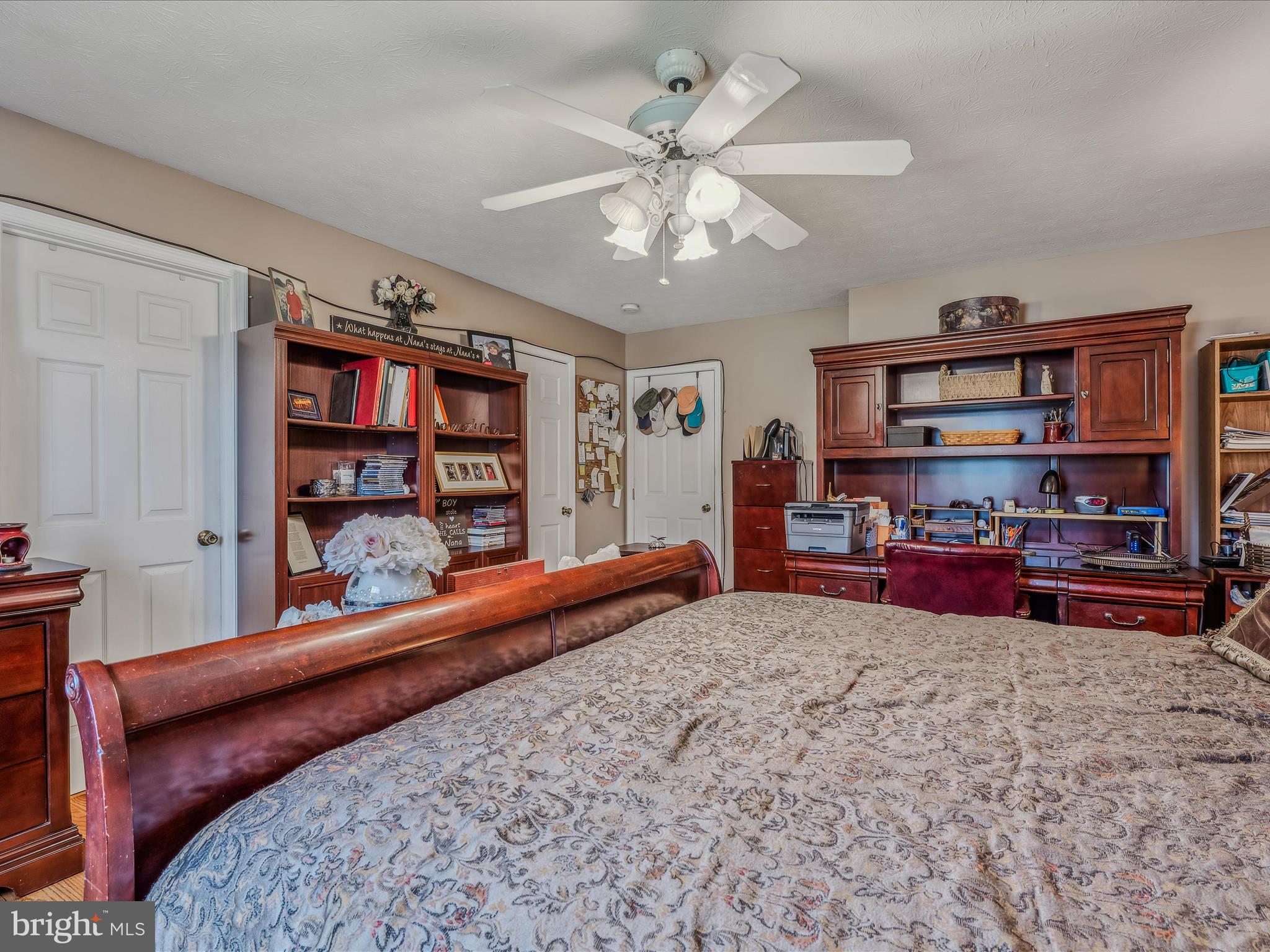 LOST COLONY - Residential