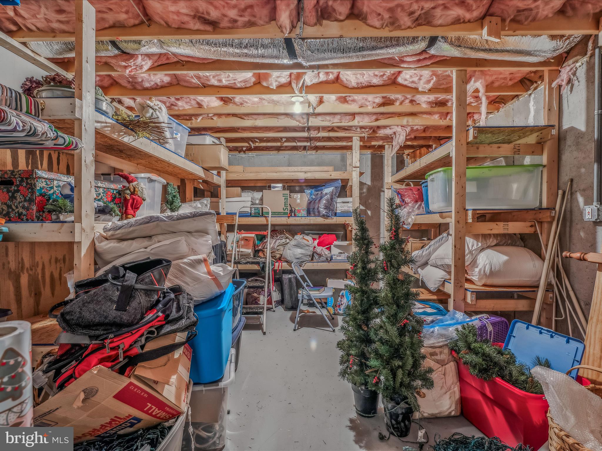 LOST COLONY - Residential