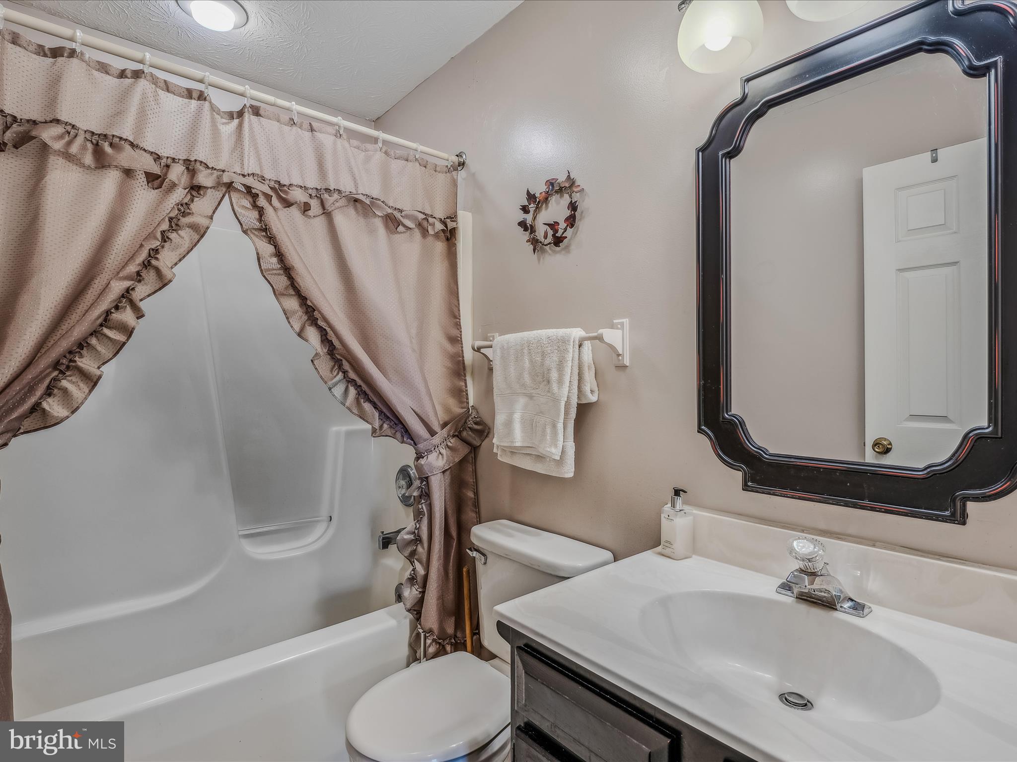 LOST COLONY - Residential