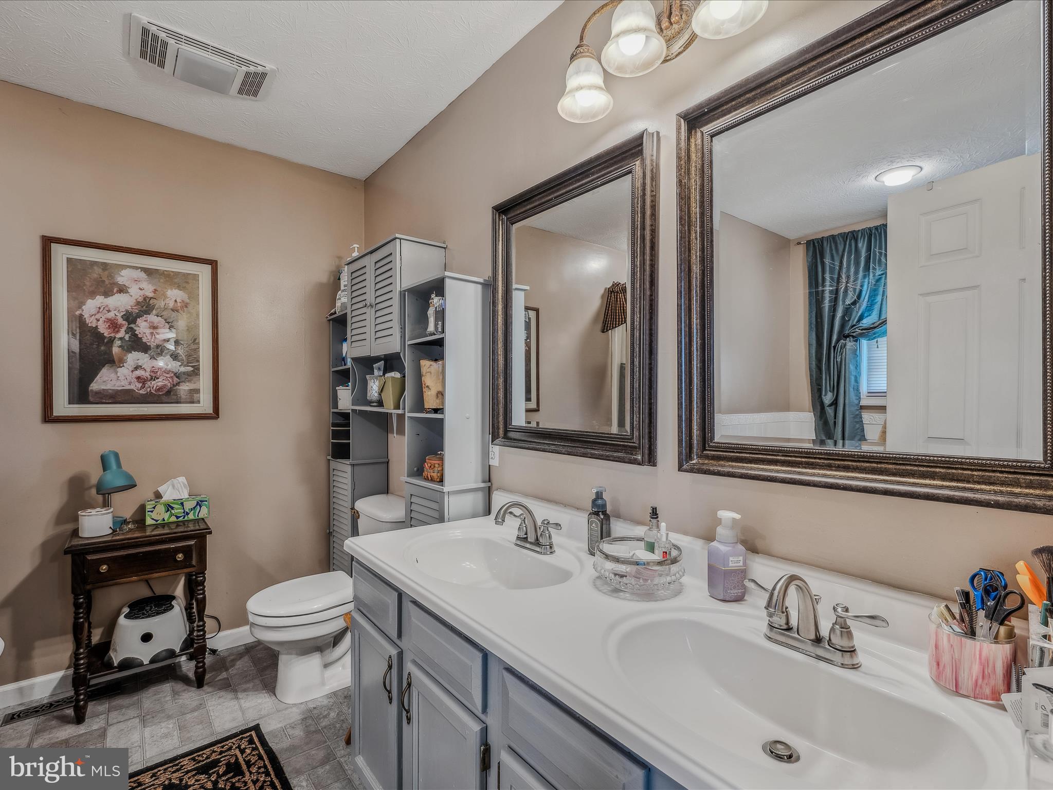 LOST COLONY - Residential