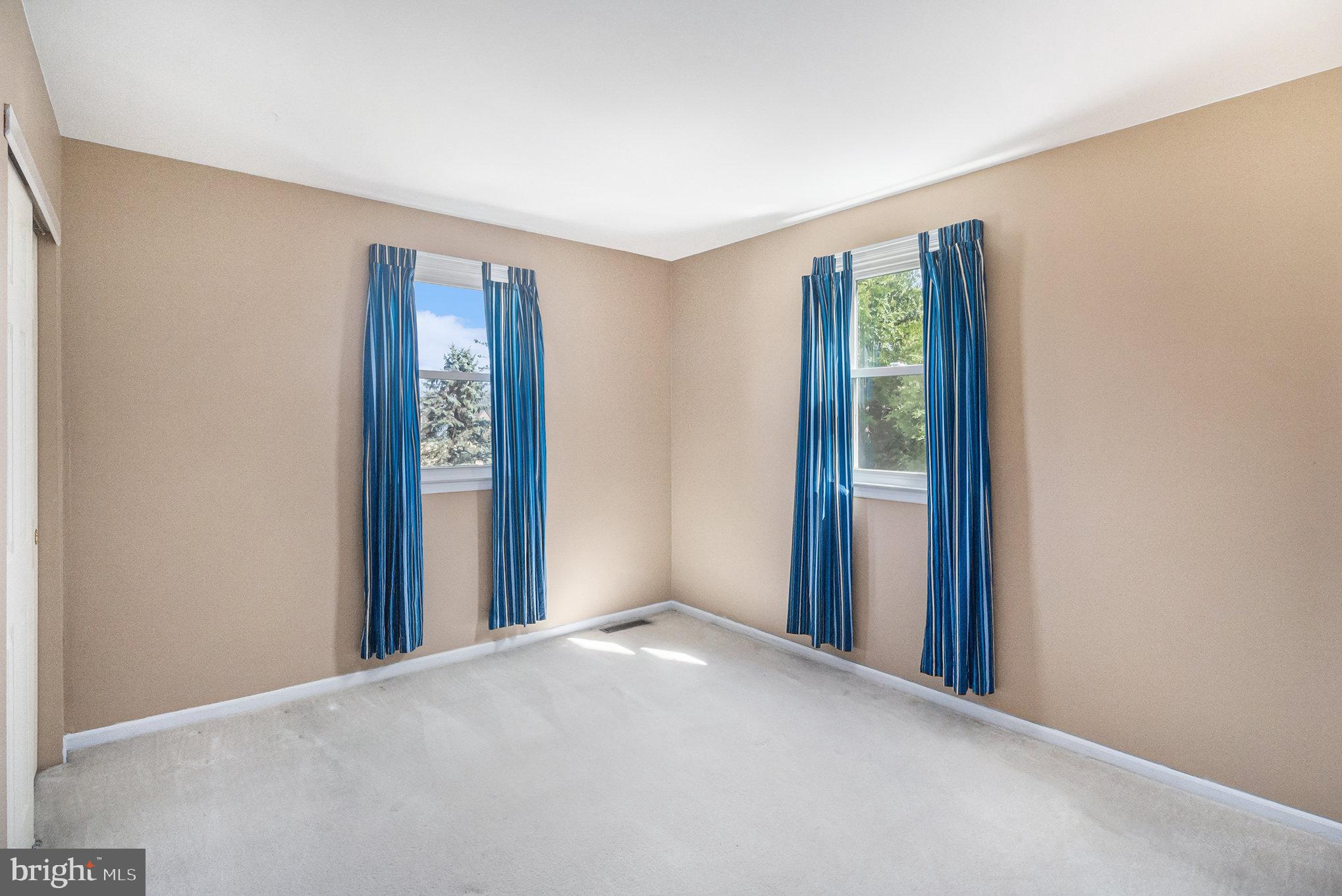 REGENT MANOR - Residential