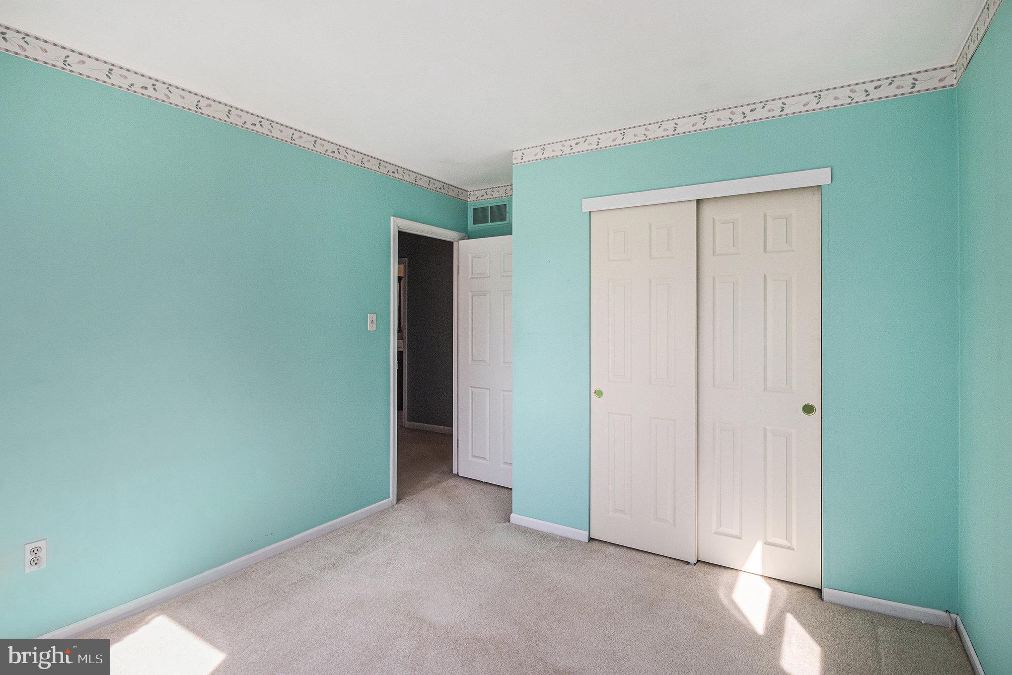 REGENT MANOR - Residential