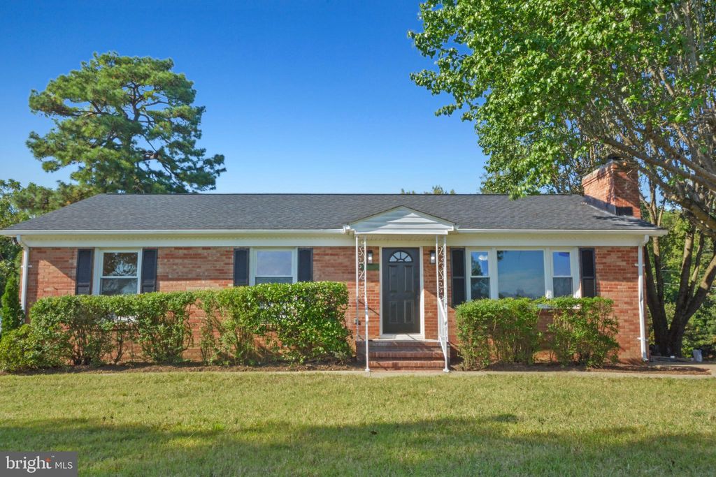 Photo of 17539 New Baltimore Road, MILFORD, VA 22514 (MLS # VACV2008874)