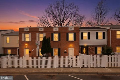 Photo of 9816 Buckner Road, MANASSAS, VA 20110 (MLS # VAMN2010456)