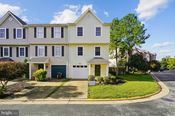 1002 SHAW CT, FREDERICKSBURG, VA 22405 - Image 85bf6217253fe06d307d44fceee70d8d/1713878527