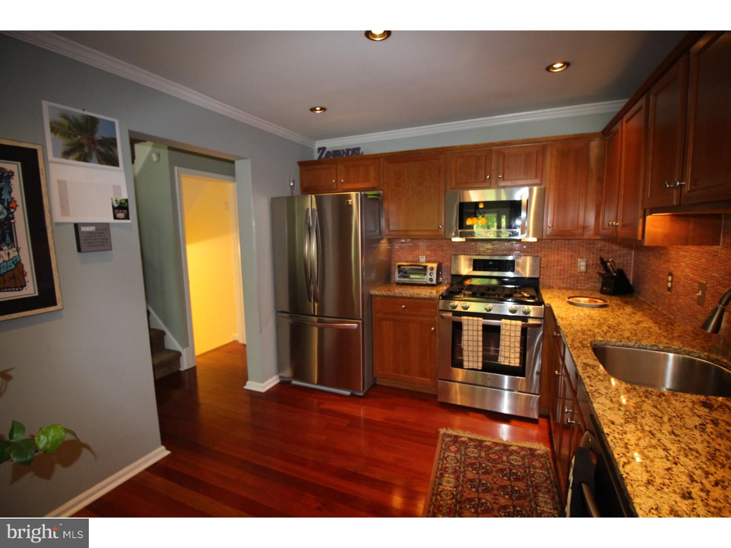 MAKEFIELD GLEN - Residential