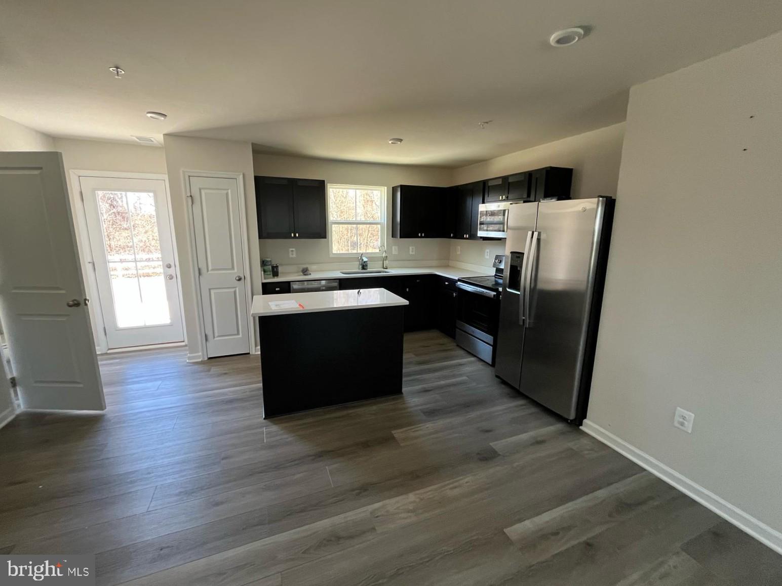 138 MARINERS WAY