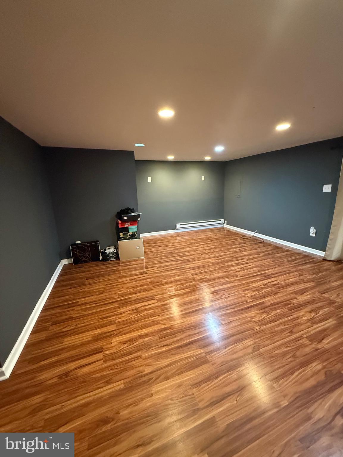 CROFTON MEADOWS - Residential