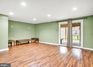 CROFTON MEADOWS - Residential