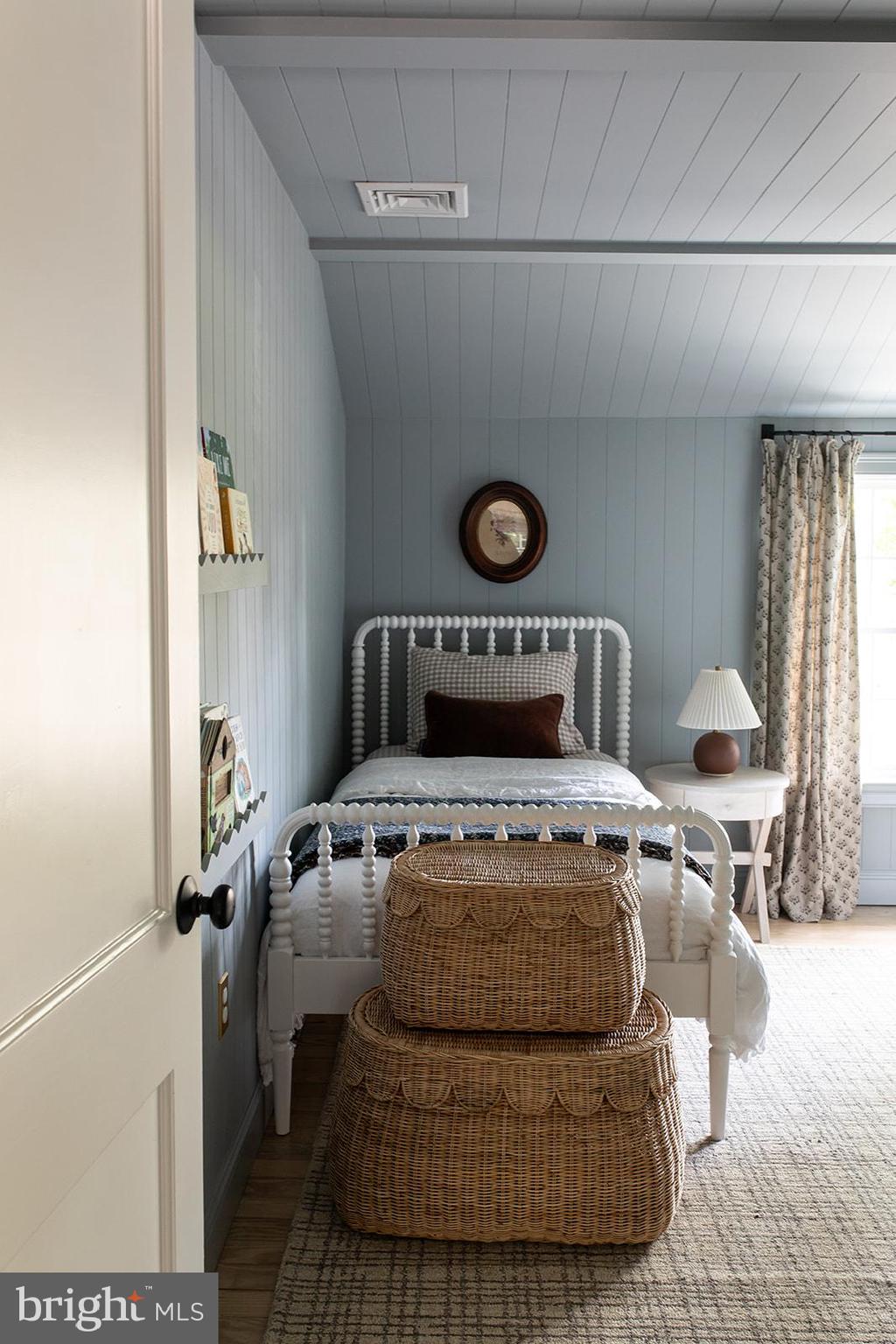 CONESTOGA WOODS - Residential