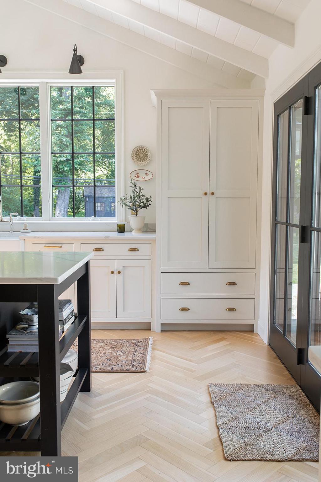 CONESTOGA WOODS - Residential