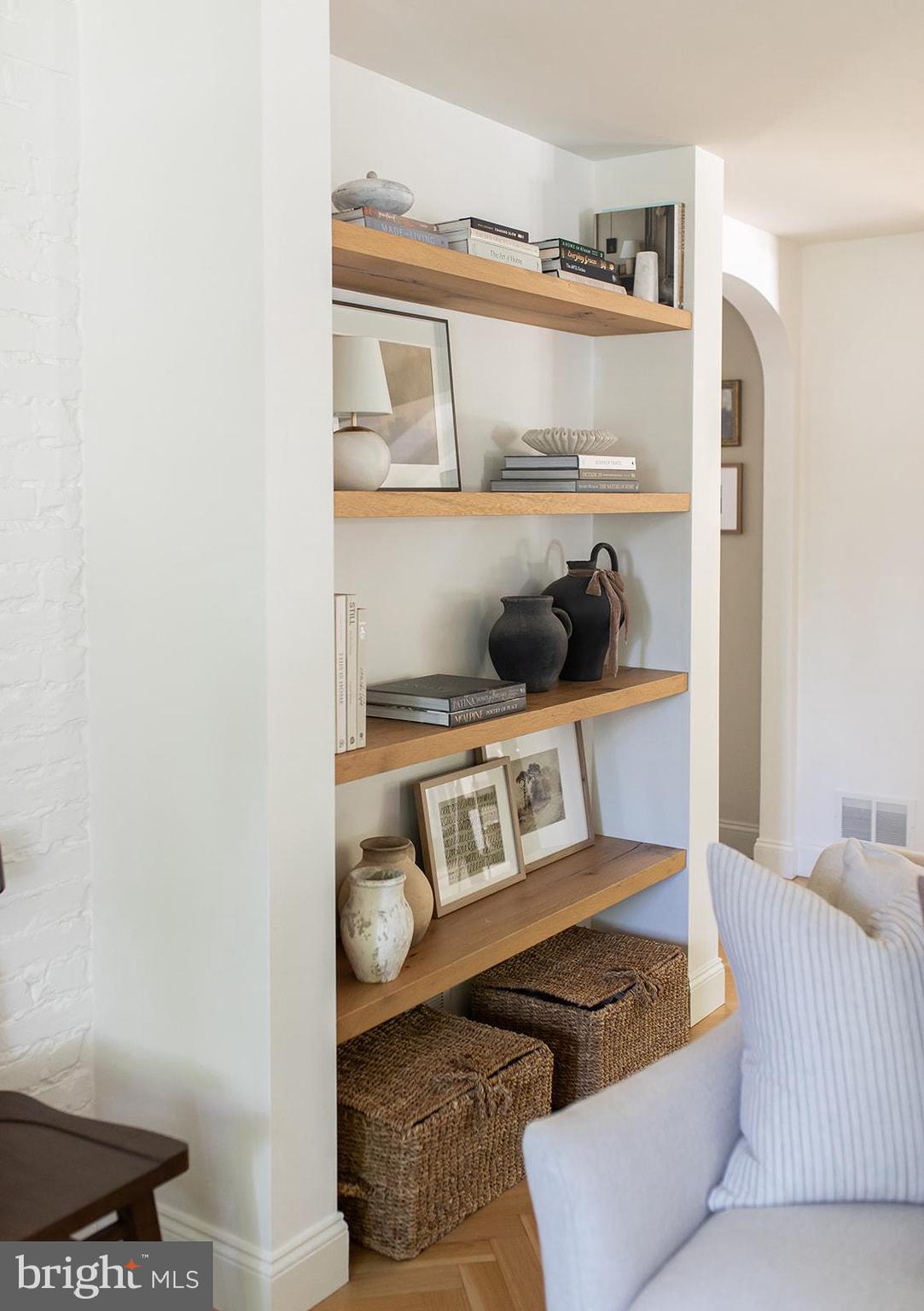 CONESTOGA WOODS - Residential