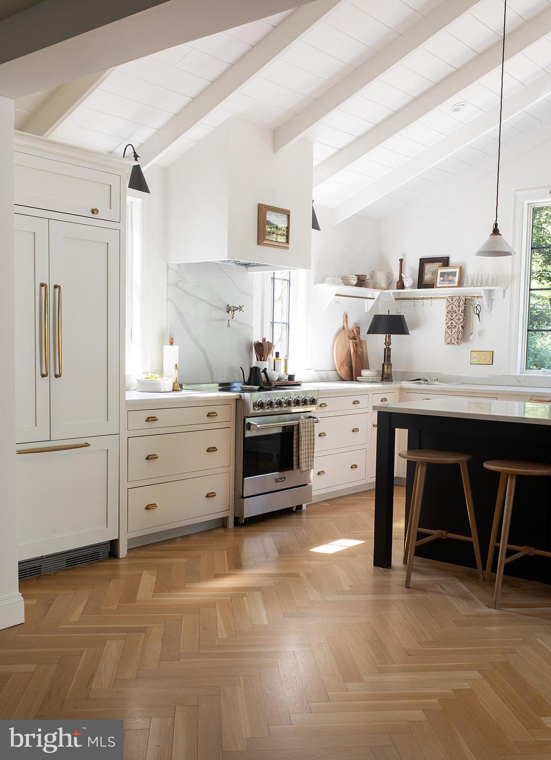 CONESTOGA WOODS - Residential