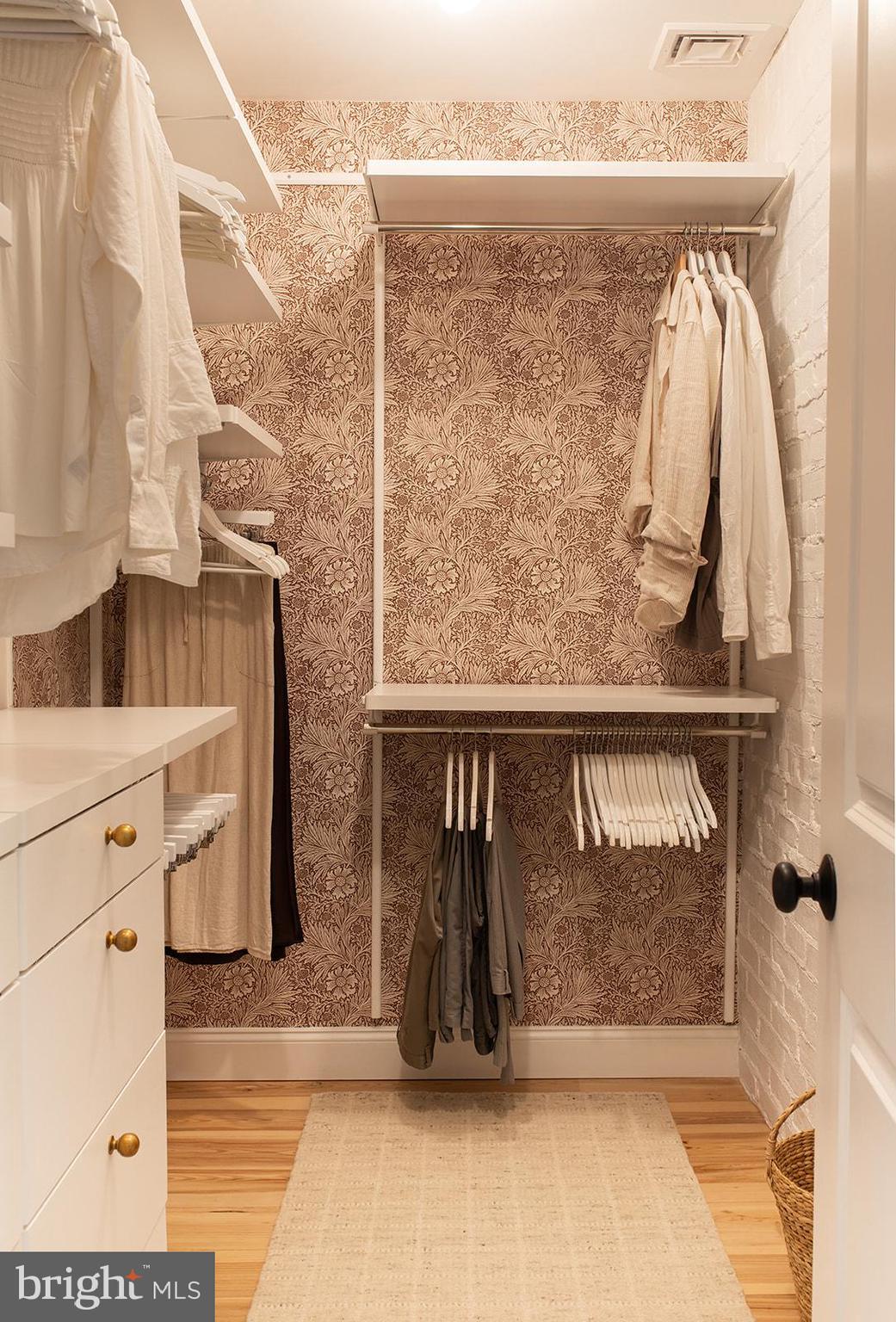 CONESTOGA WOODS - Residential