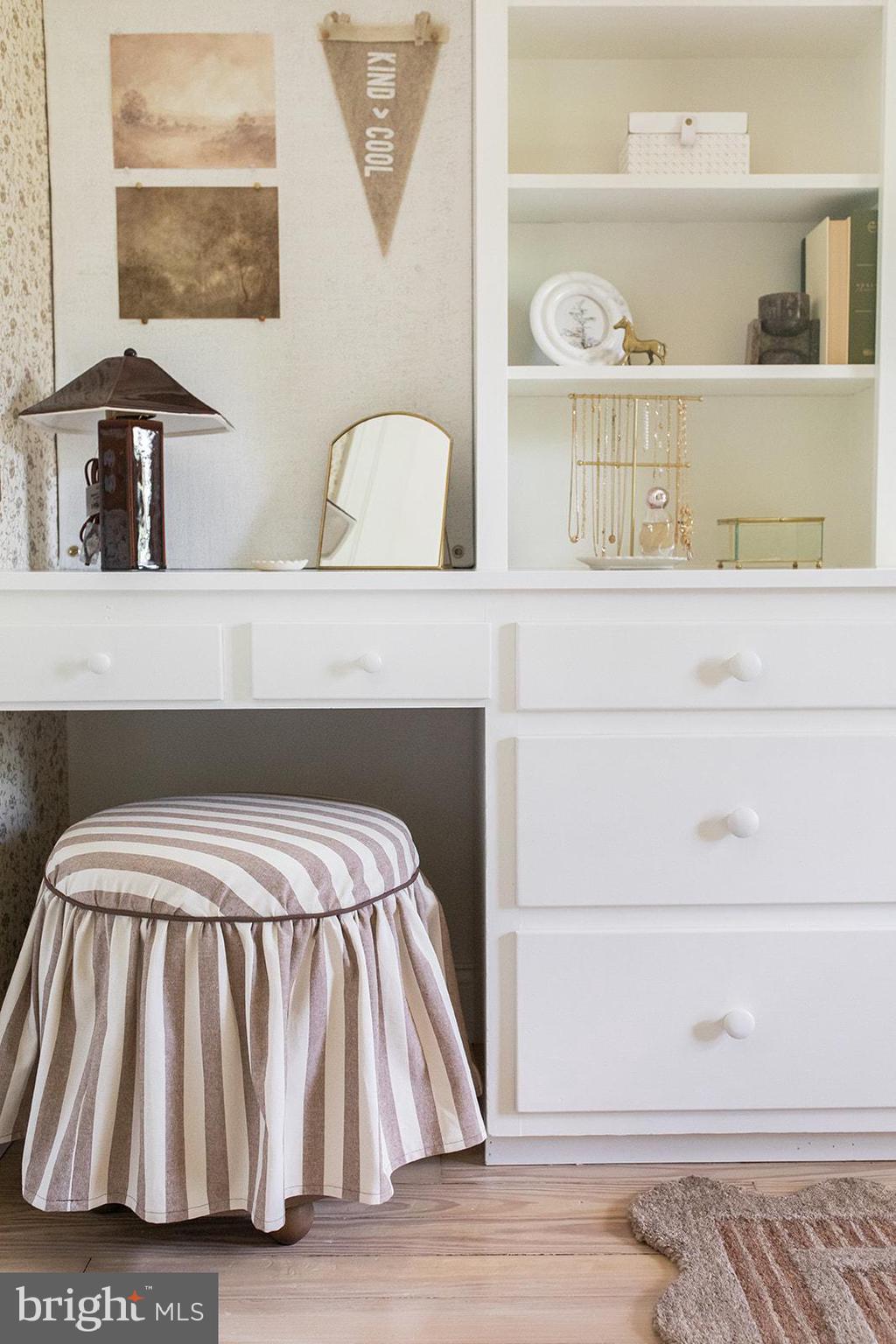 CONESTOGA WOODS - Residential