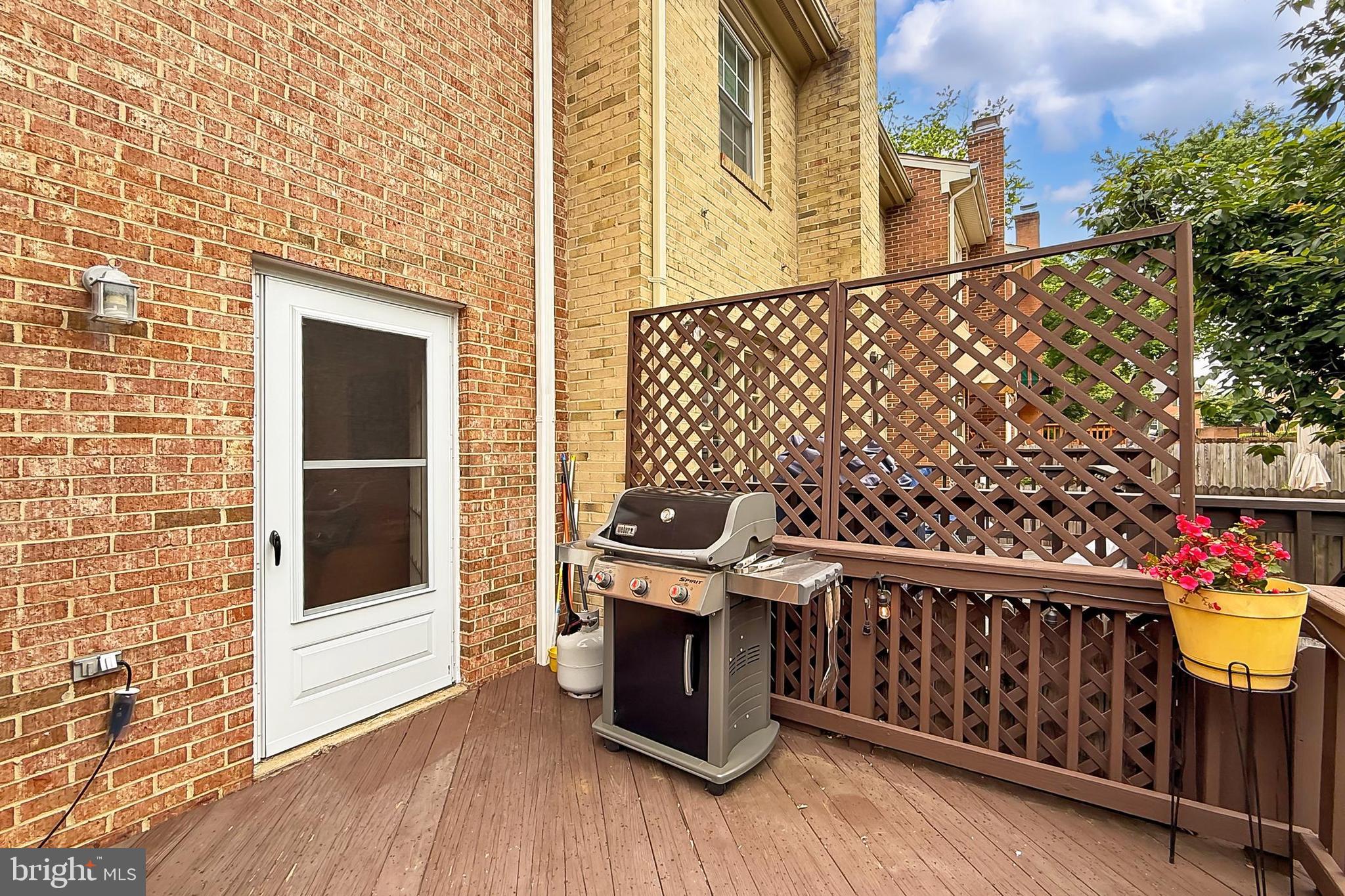 CHERRYWOOD - Residential