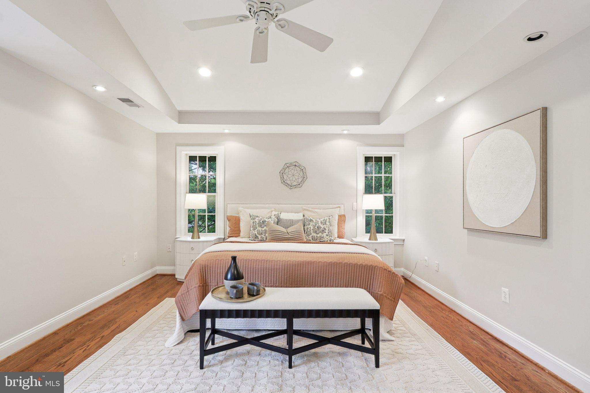 CLARENDON - Residential