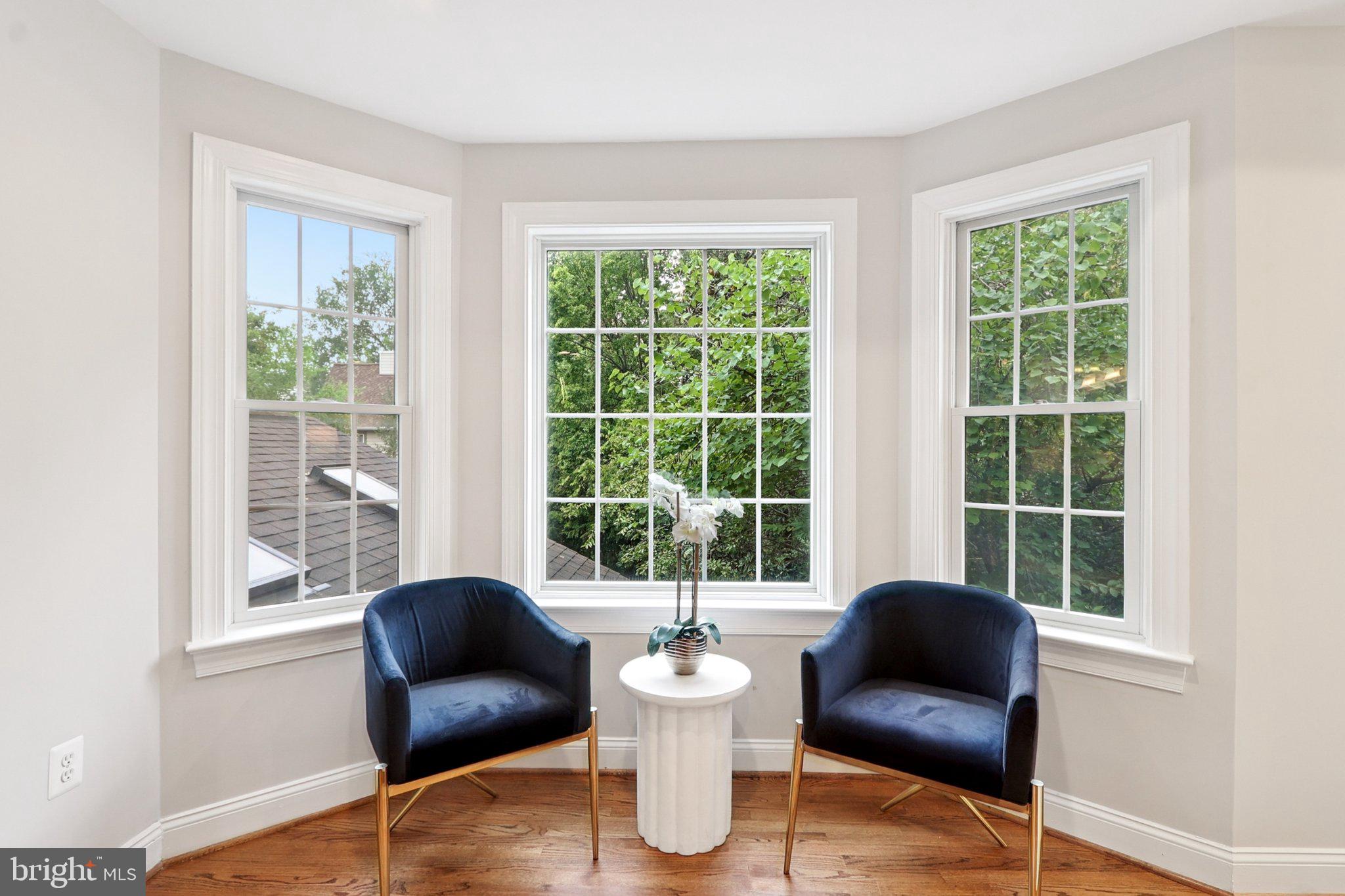 CLARENDON - Residential