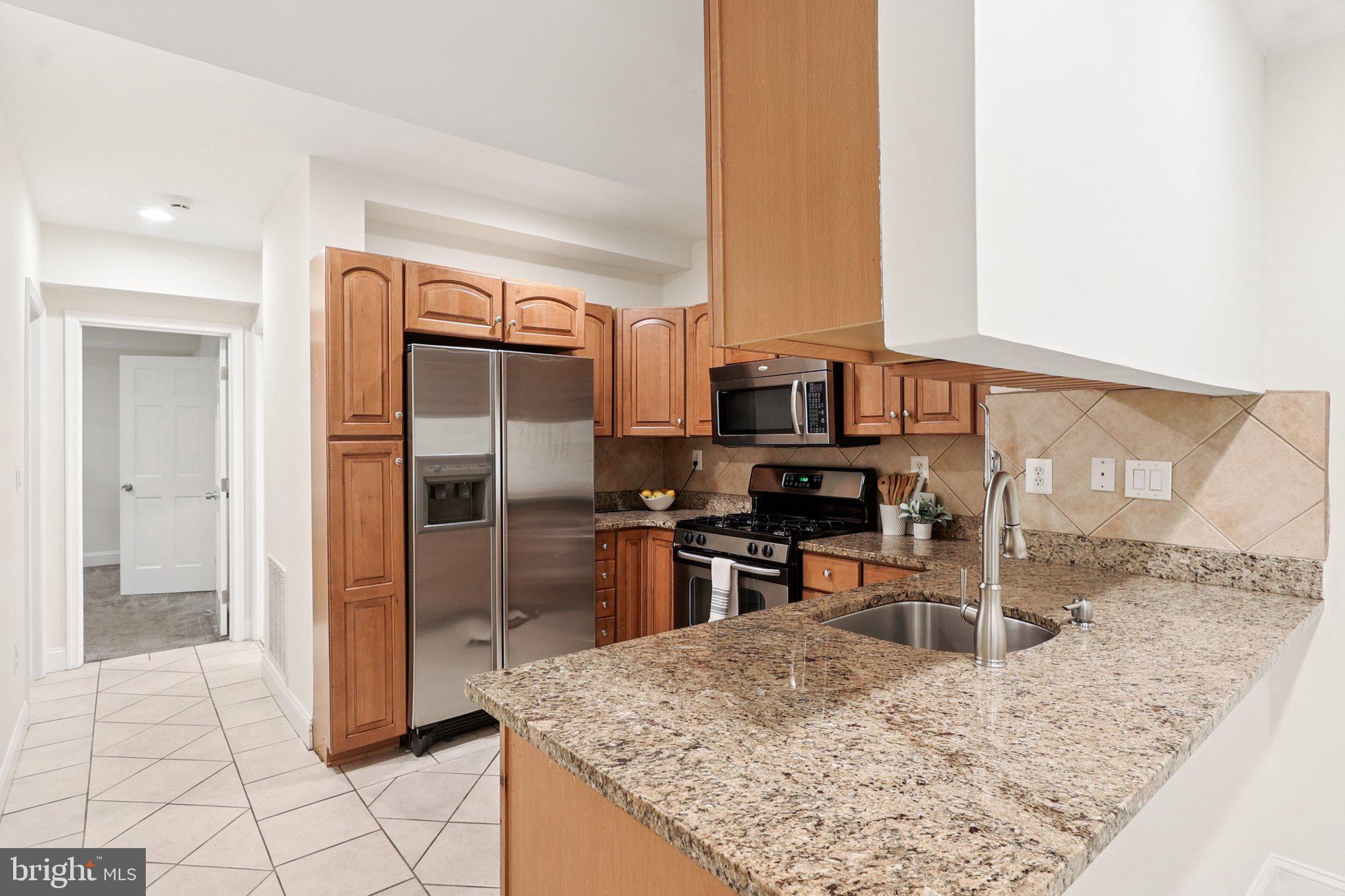 CLARENDON - Residential