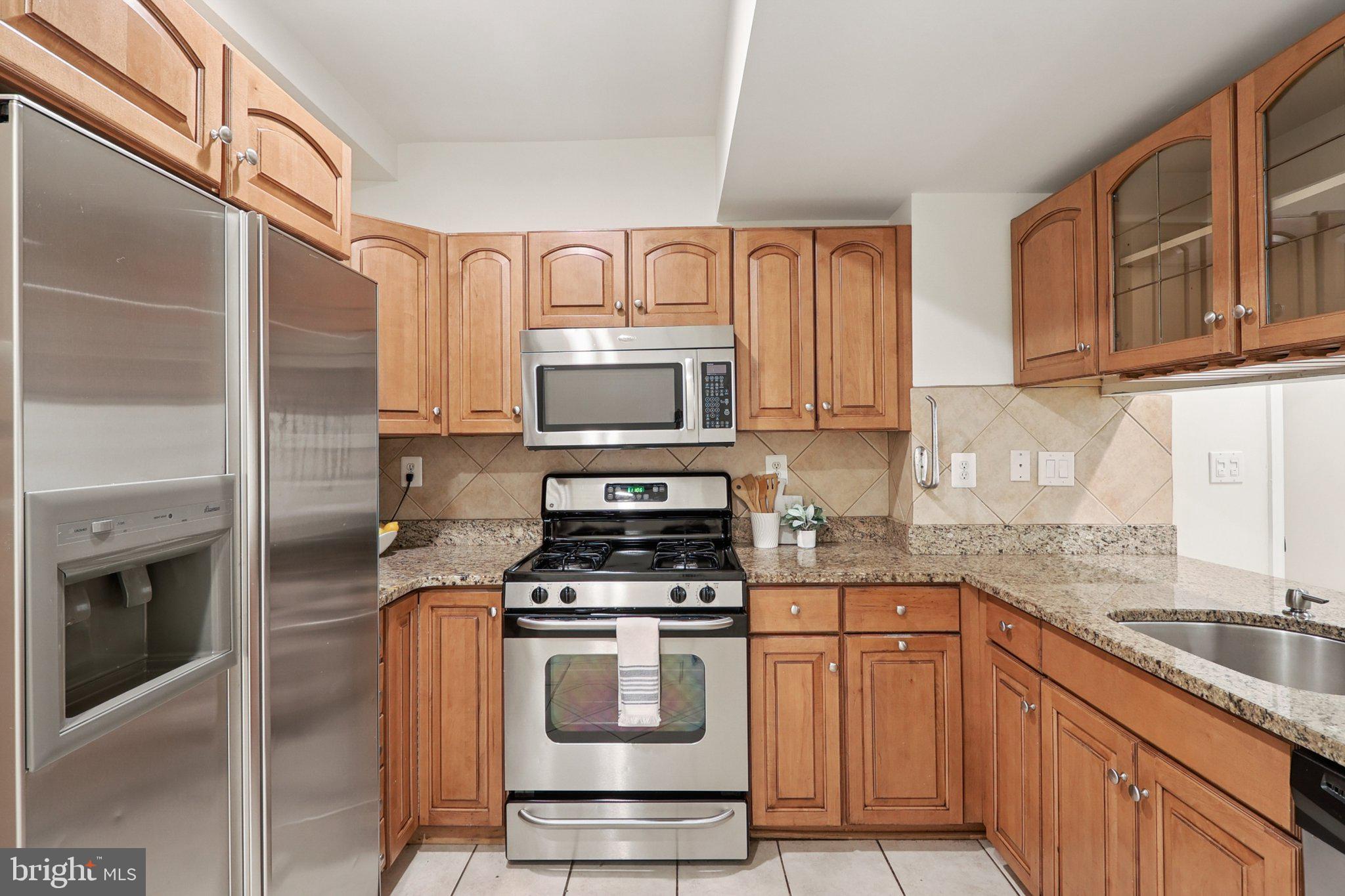 CLARENDON - Residential