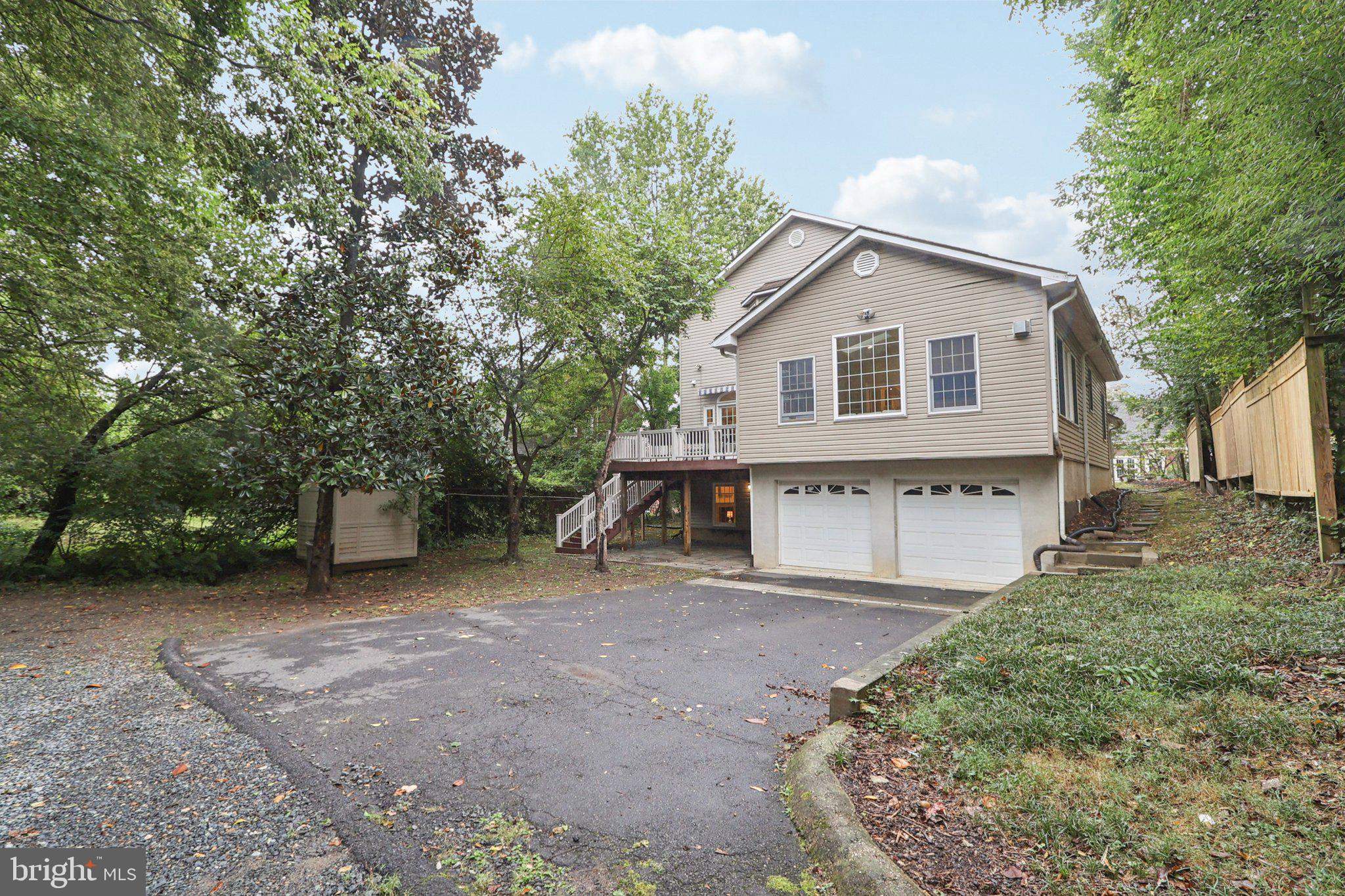 CLARENDON - Residential