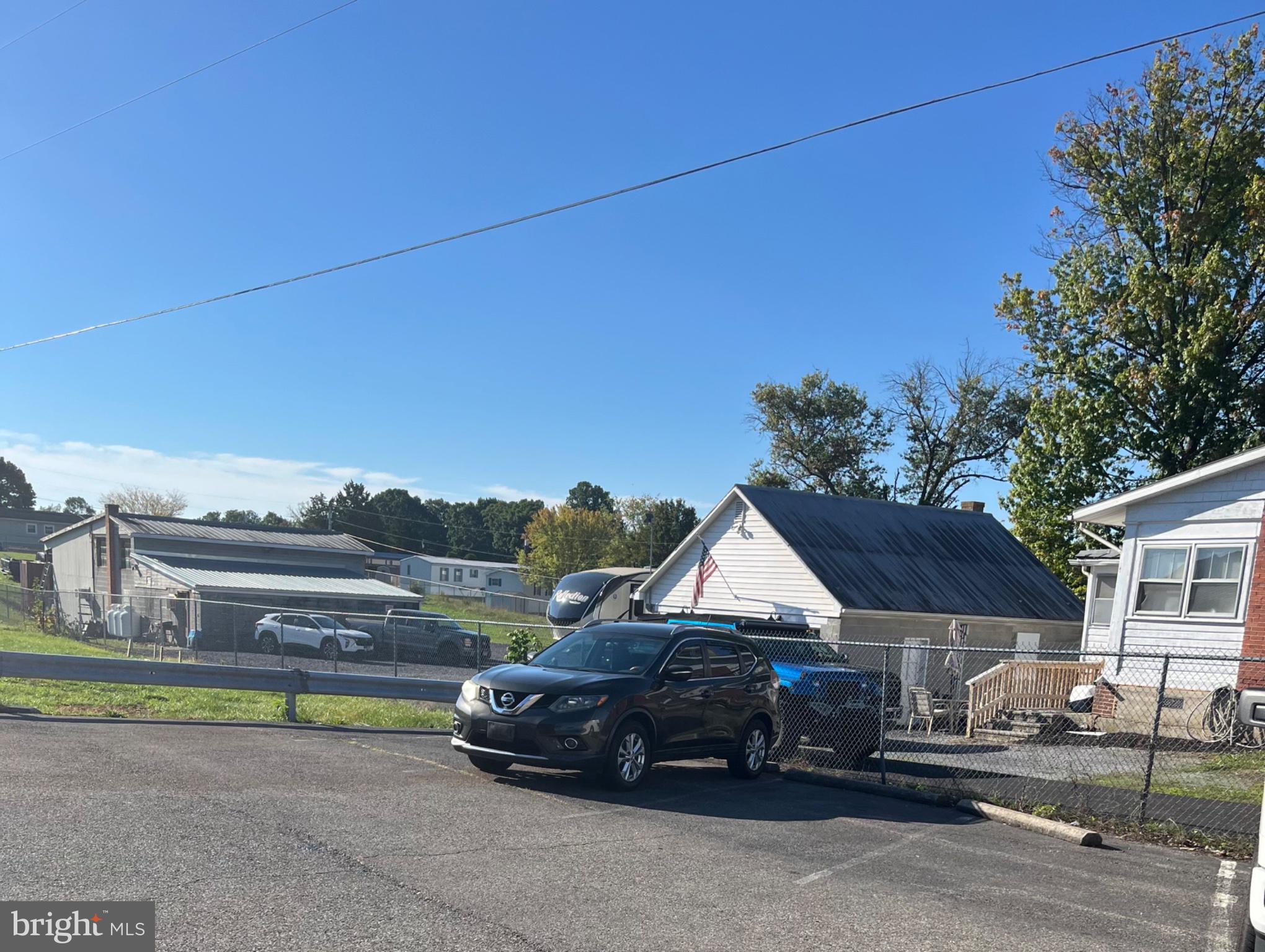 9440 WILLIAMSPORT PIKE