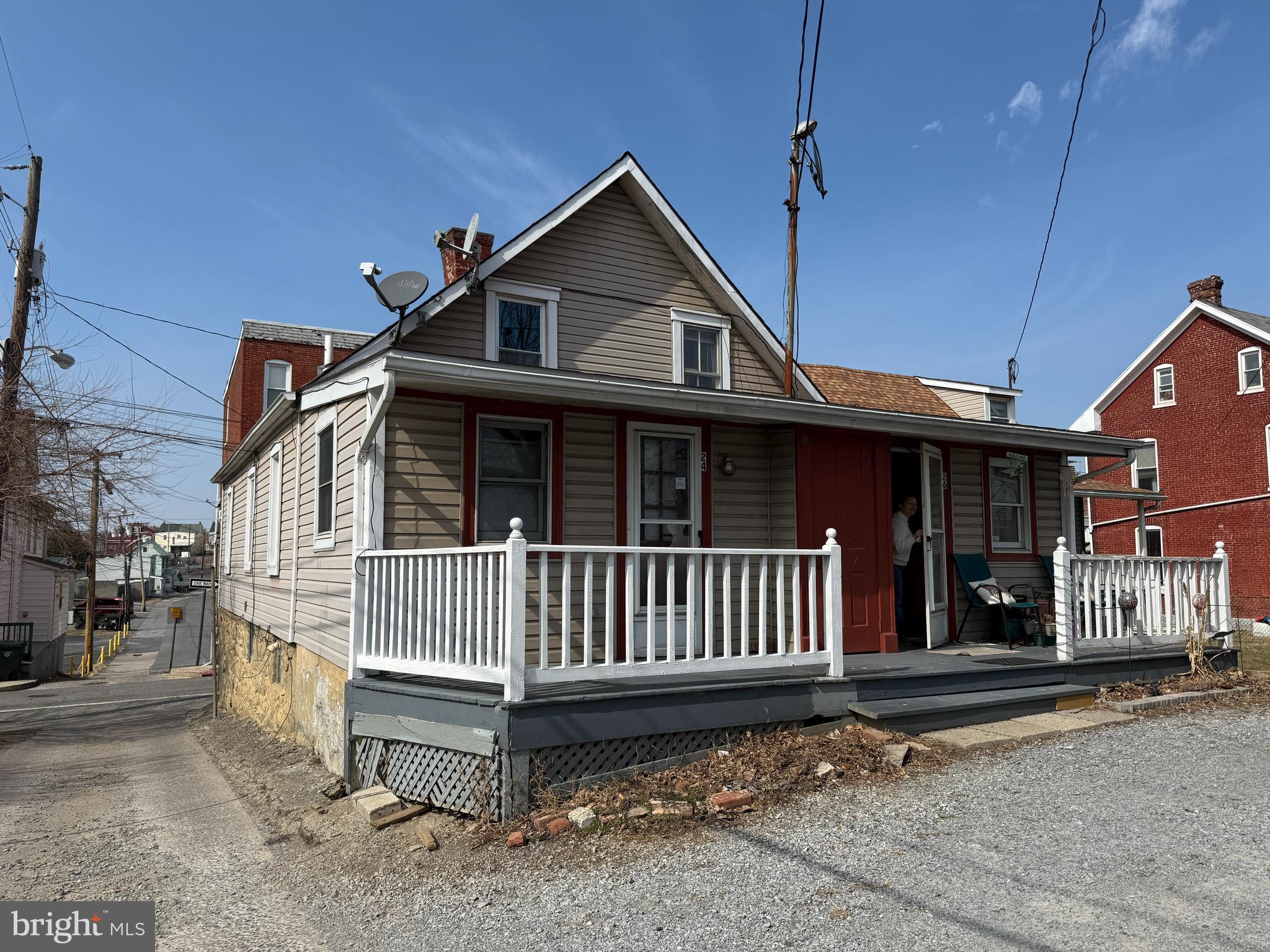 24 HIGH STREET