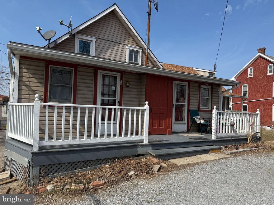 🏡 INVESTMENT OPPORTUNITY – 5-Unit Multifamily with Value-Add Potential!
Located in the heart of Hagerstown, this five-unit property presents a compelling investment with significant upside potential. Currently fully rented, this property boasts a strong rental history, making it a reliable income generator.

Each unit is separately metered, with tenants responsible for electric and heat, keeping operating costs low. Private parking adds convenience for residents, while the property's solid bones make it an ideal candidate for minor updates to boost rental income. Simple upgrades and aligning rents with market rates could significantly enhance returns.

With its central location, strong rental demand, and room for value-add improvements, this property is a rare find. Whether you're an experienced investor or looking to grow your portfolio, this is an opportunity to capitalize on passive income and appreciation potential.