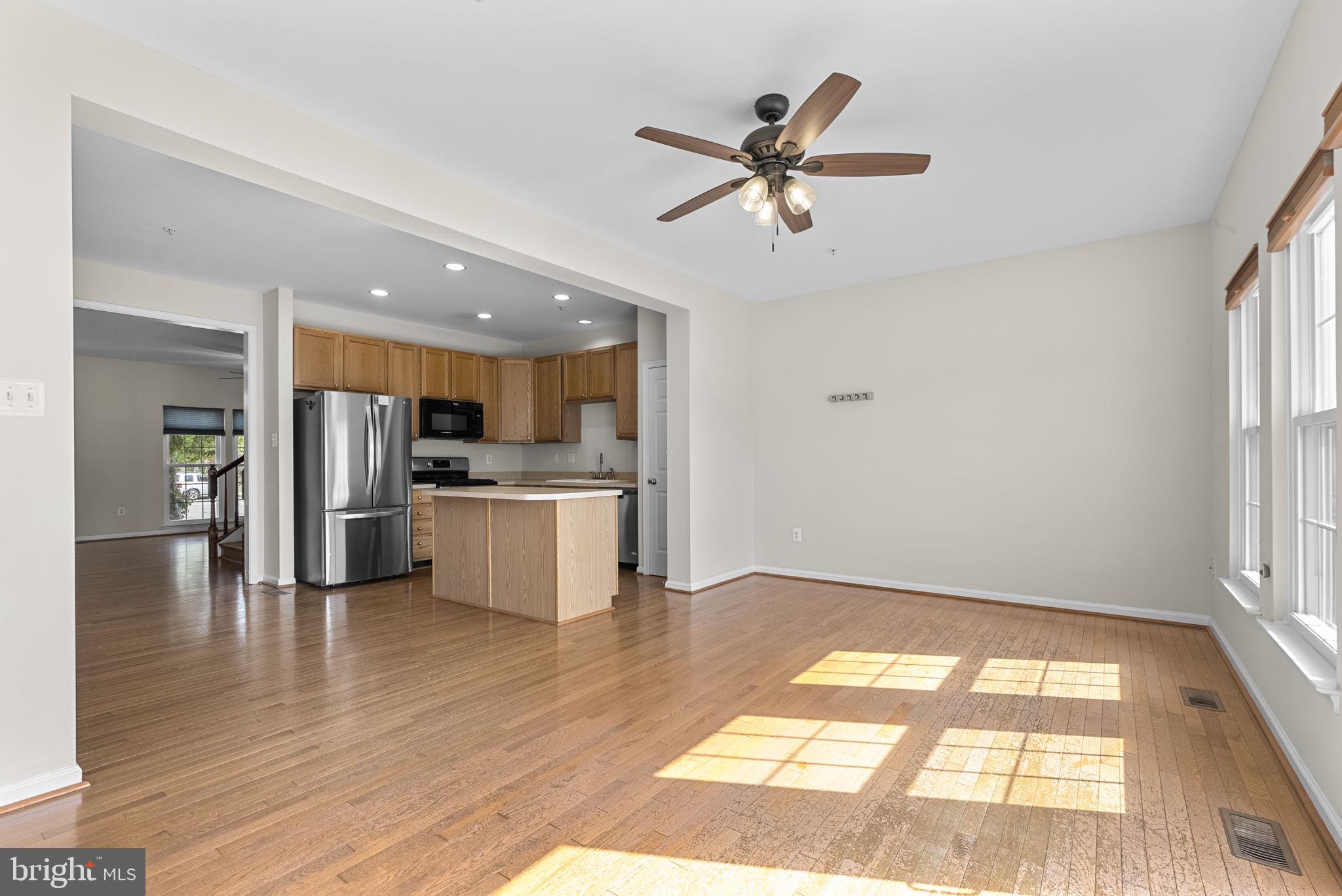WELLINGTON TRACE - Residential