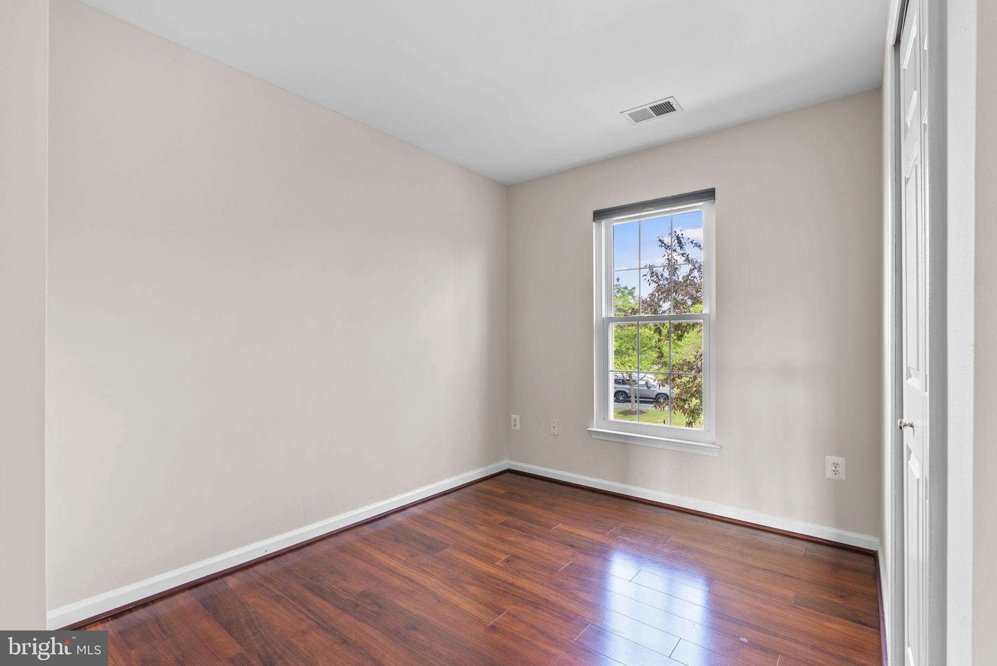 WELLINGTON TRACE - Residential