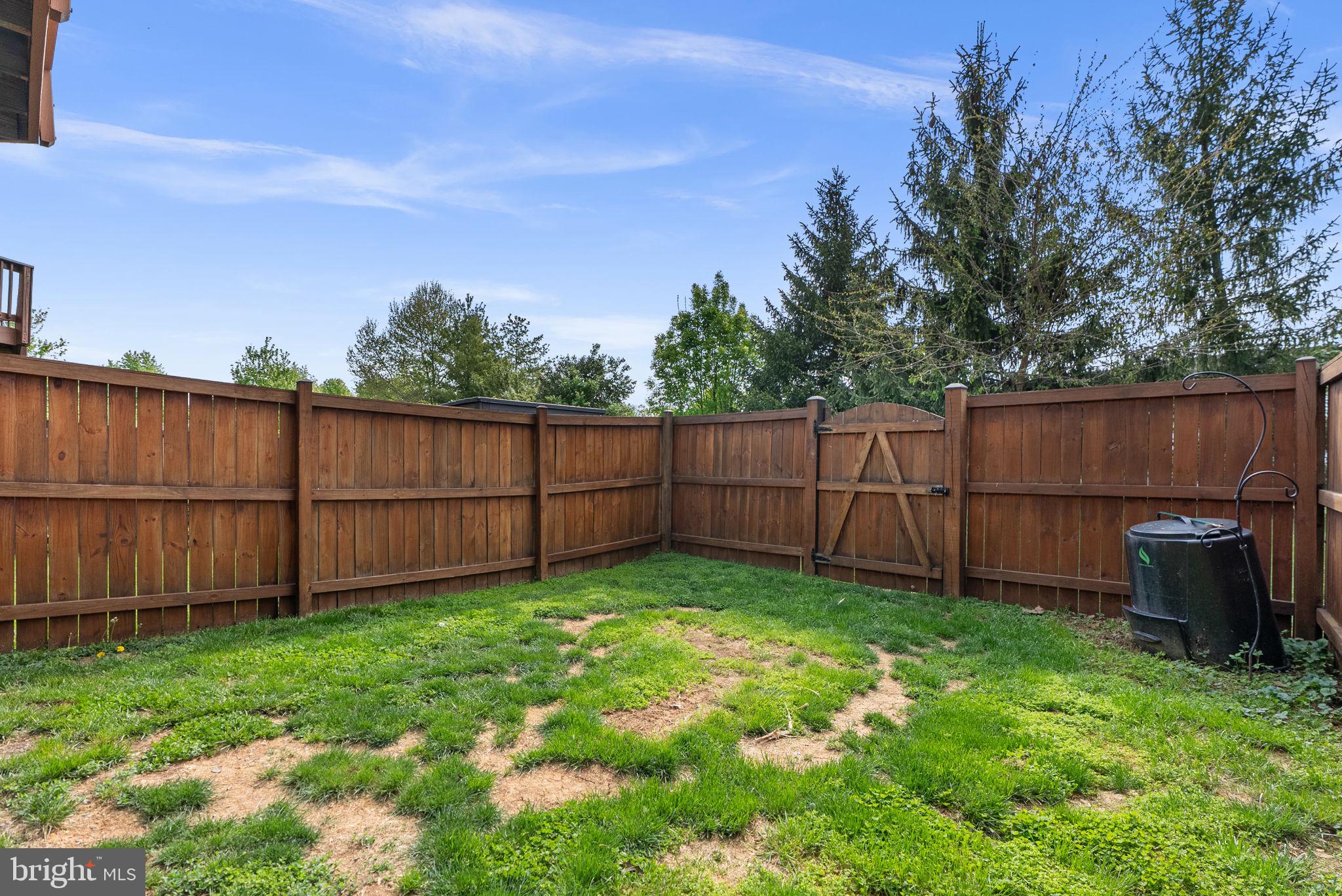 WELLINGTON TRACE - Residential