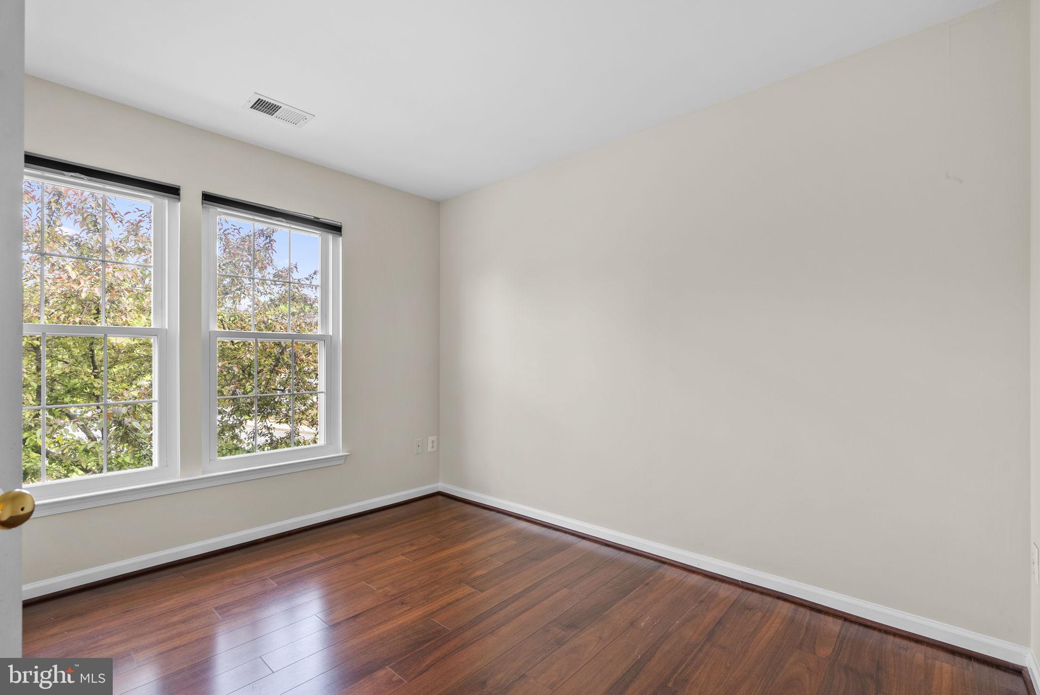 WELLINGTON TRACE - Residential