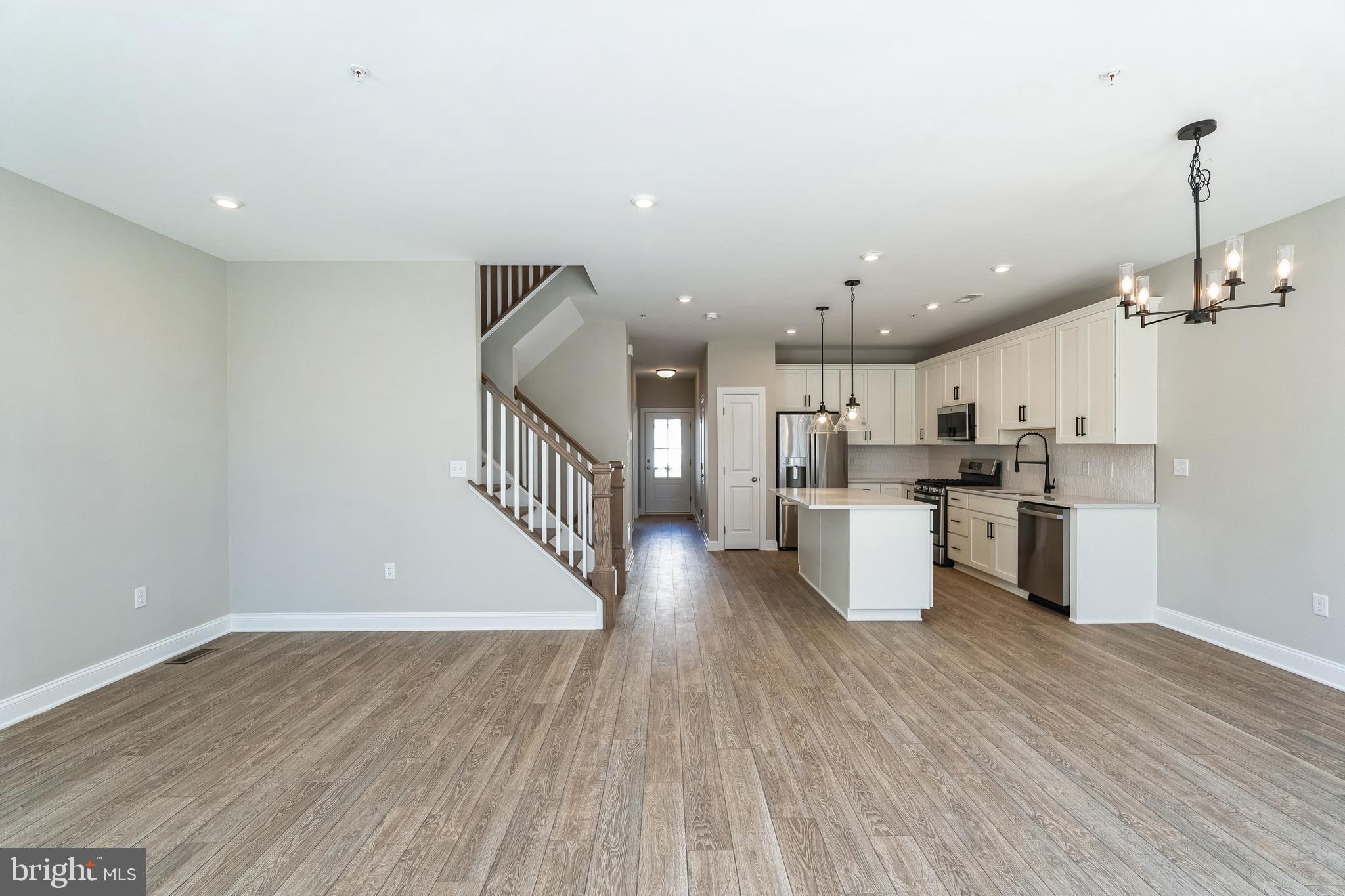 IRONWOOD - Residential Lease