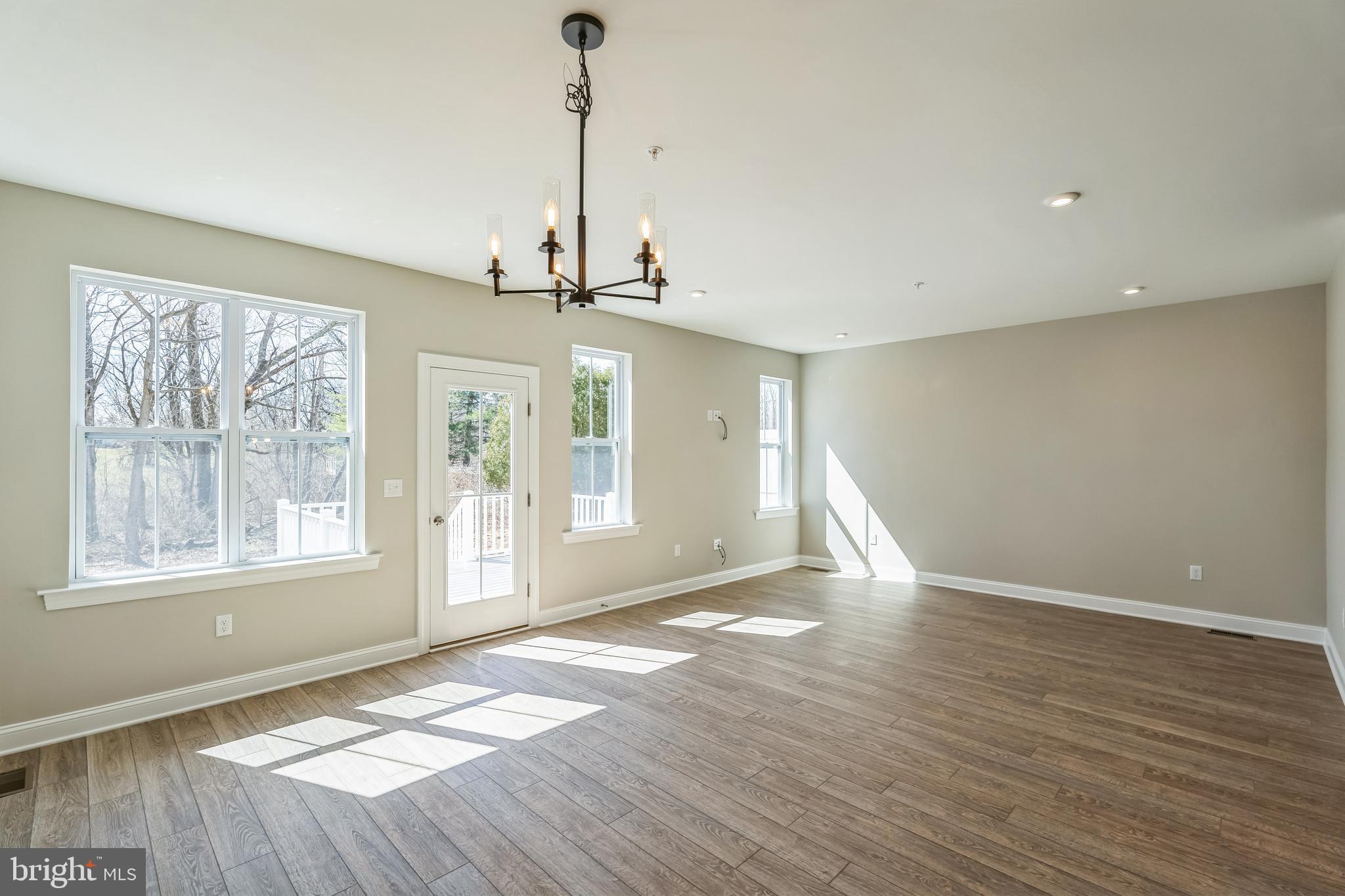 IRONWOOD - Residential Lease