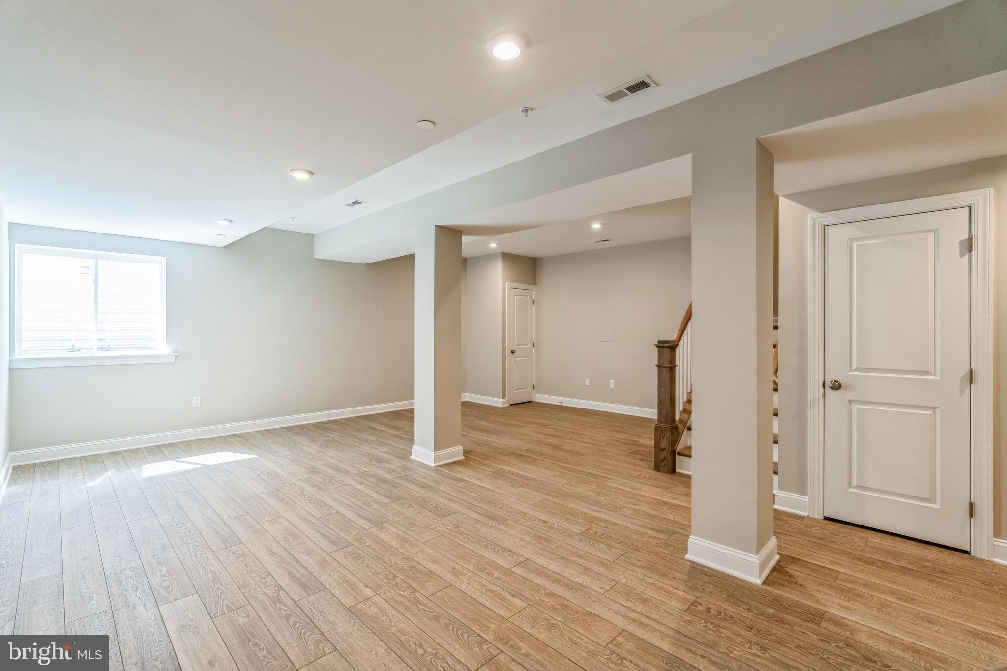 IRONWOOD - Residential Lease