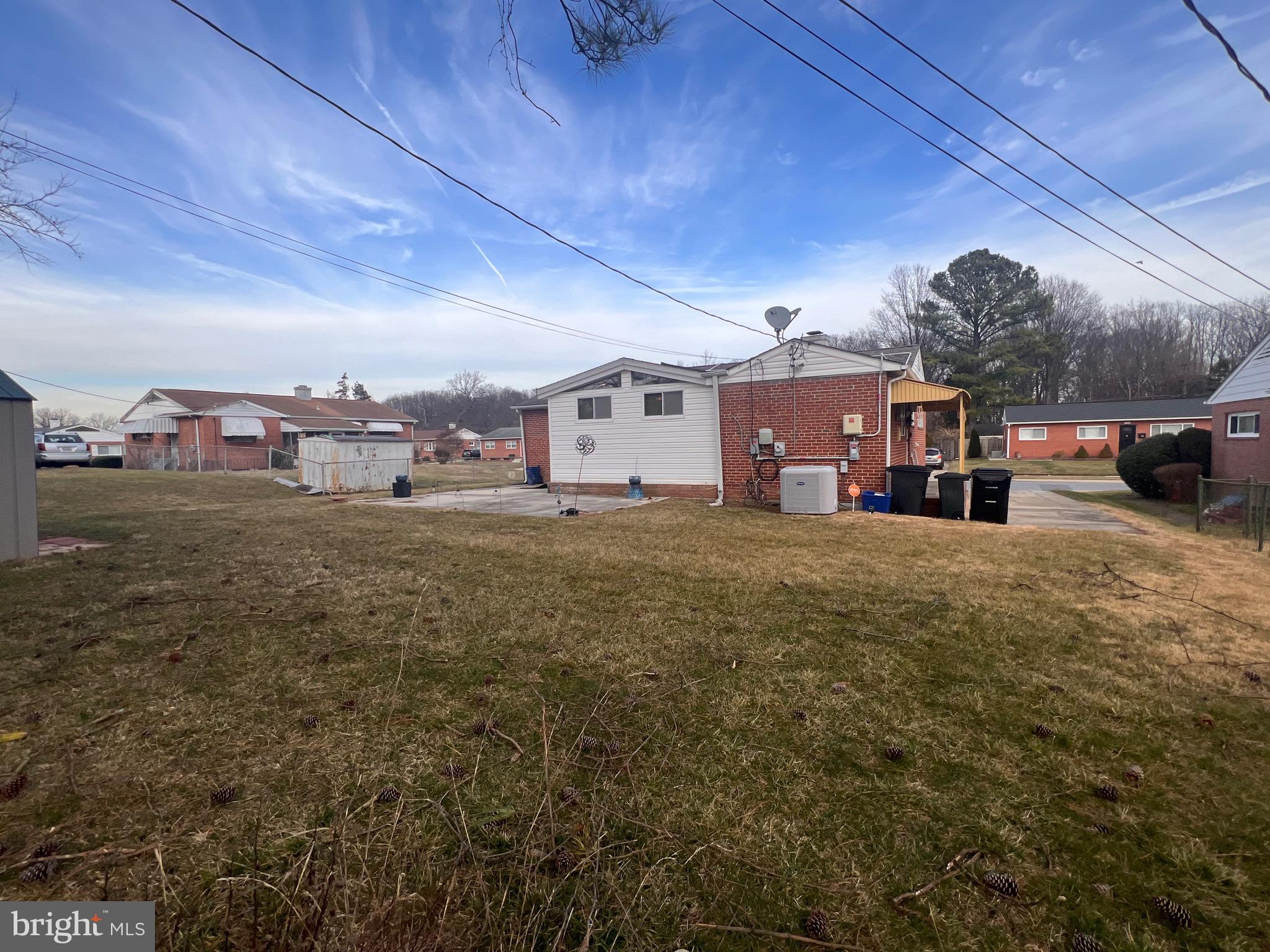 WINDSOR  MILL - Residential