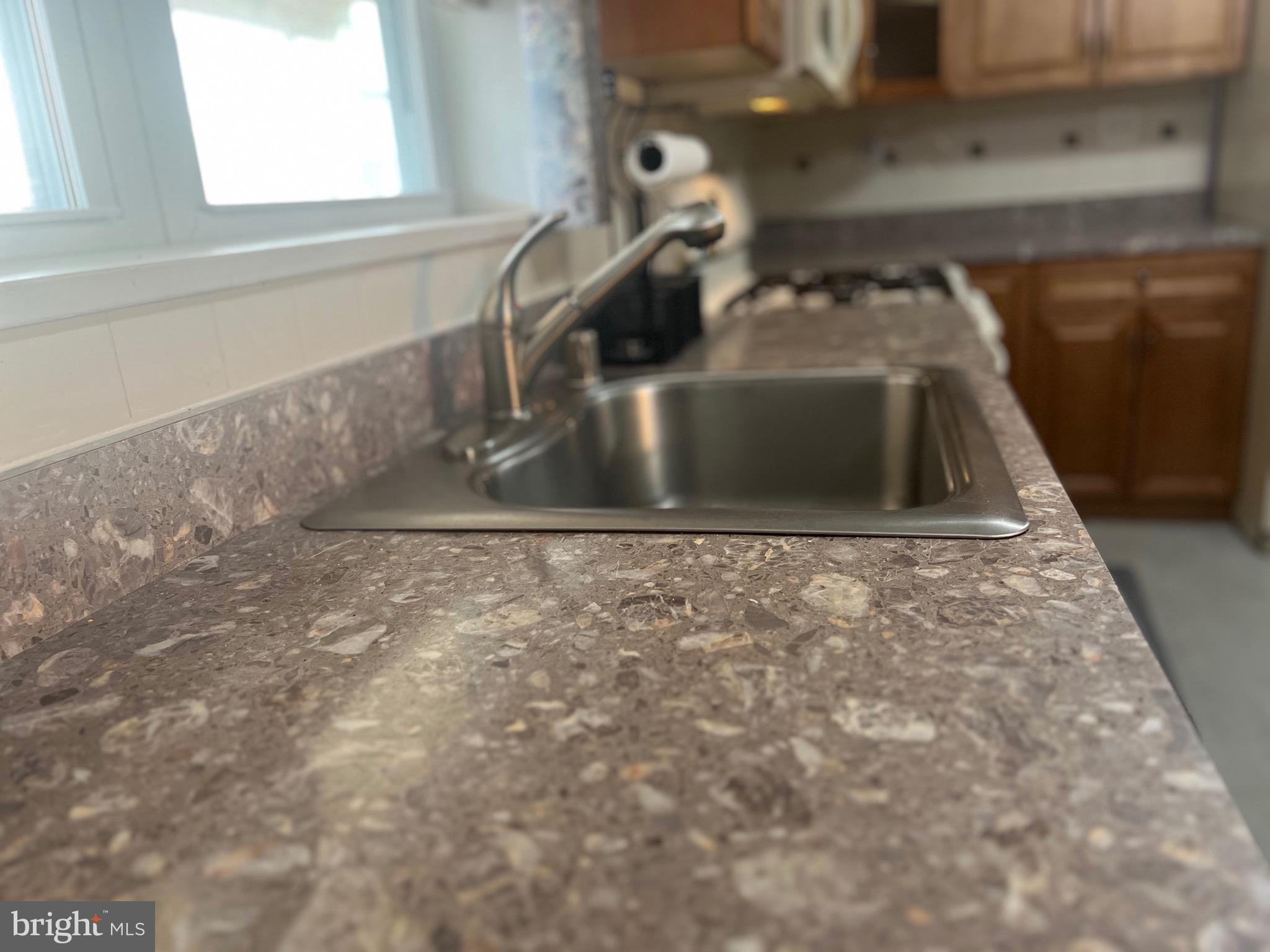 WINDSOR  MILL - Residential