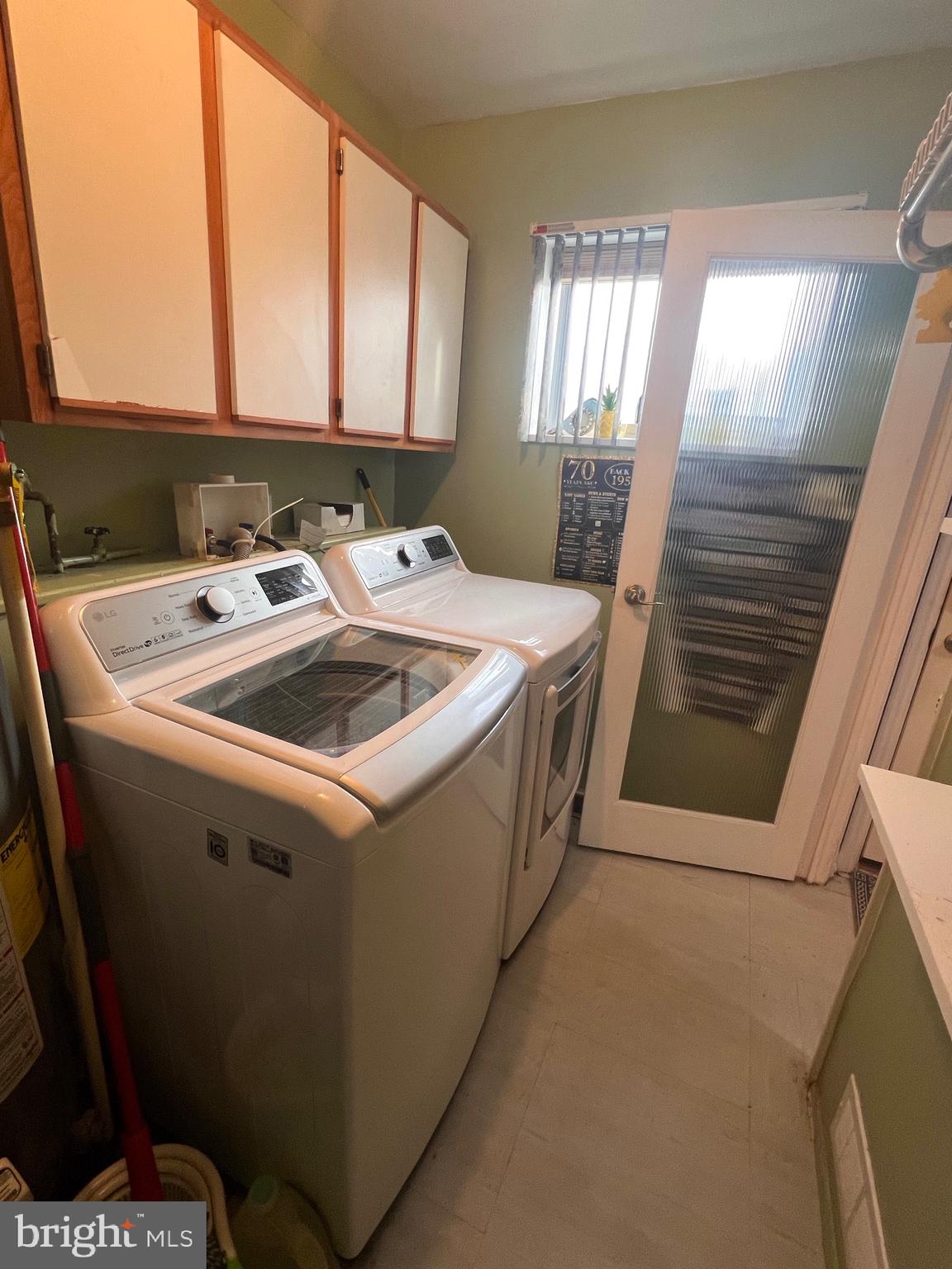 WINDSOR  MILL - Residential