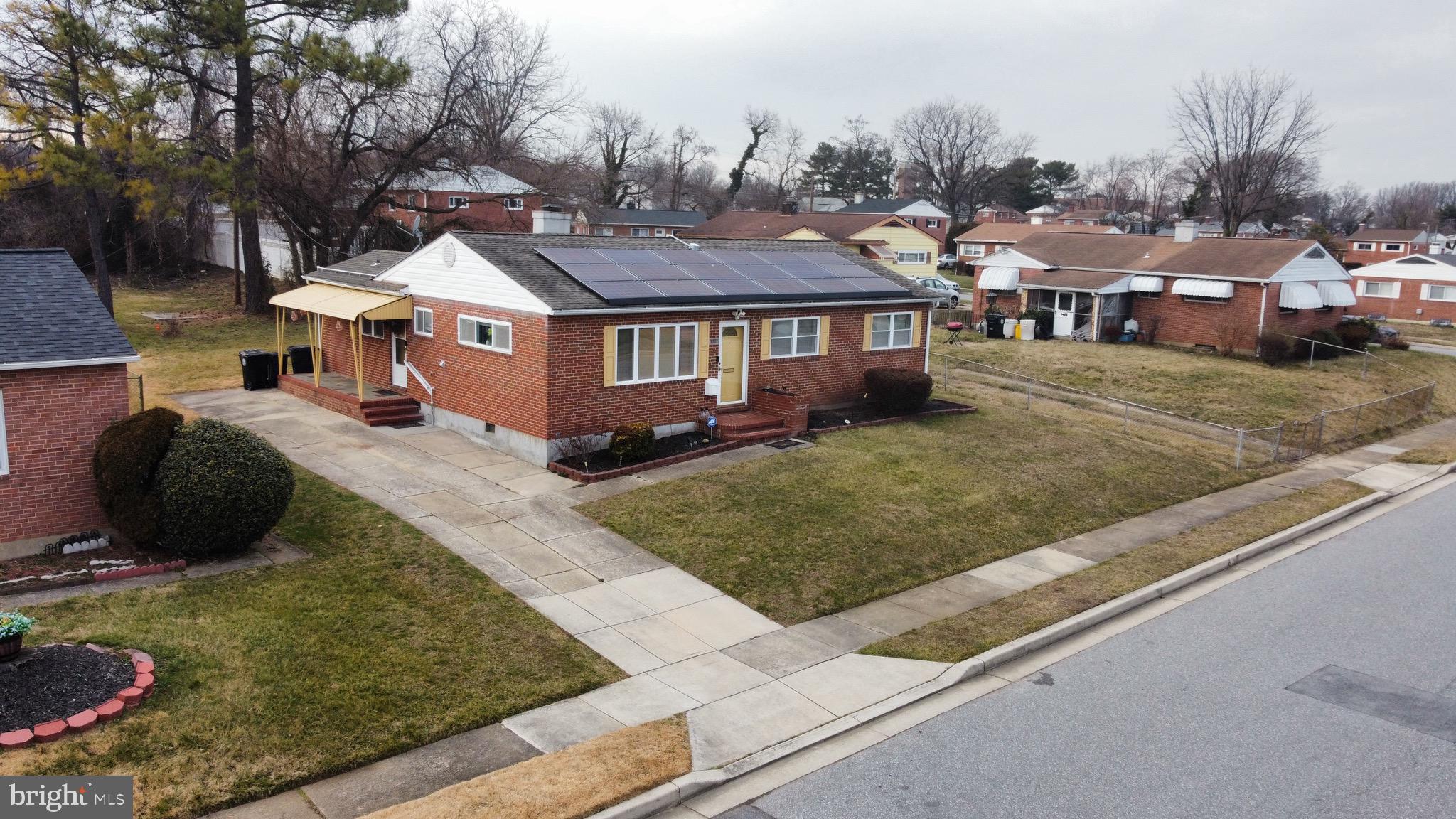 WINDSOR  MILL - Residential