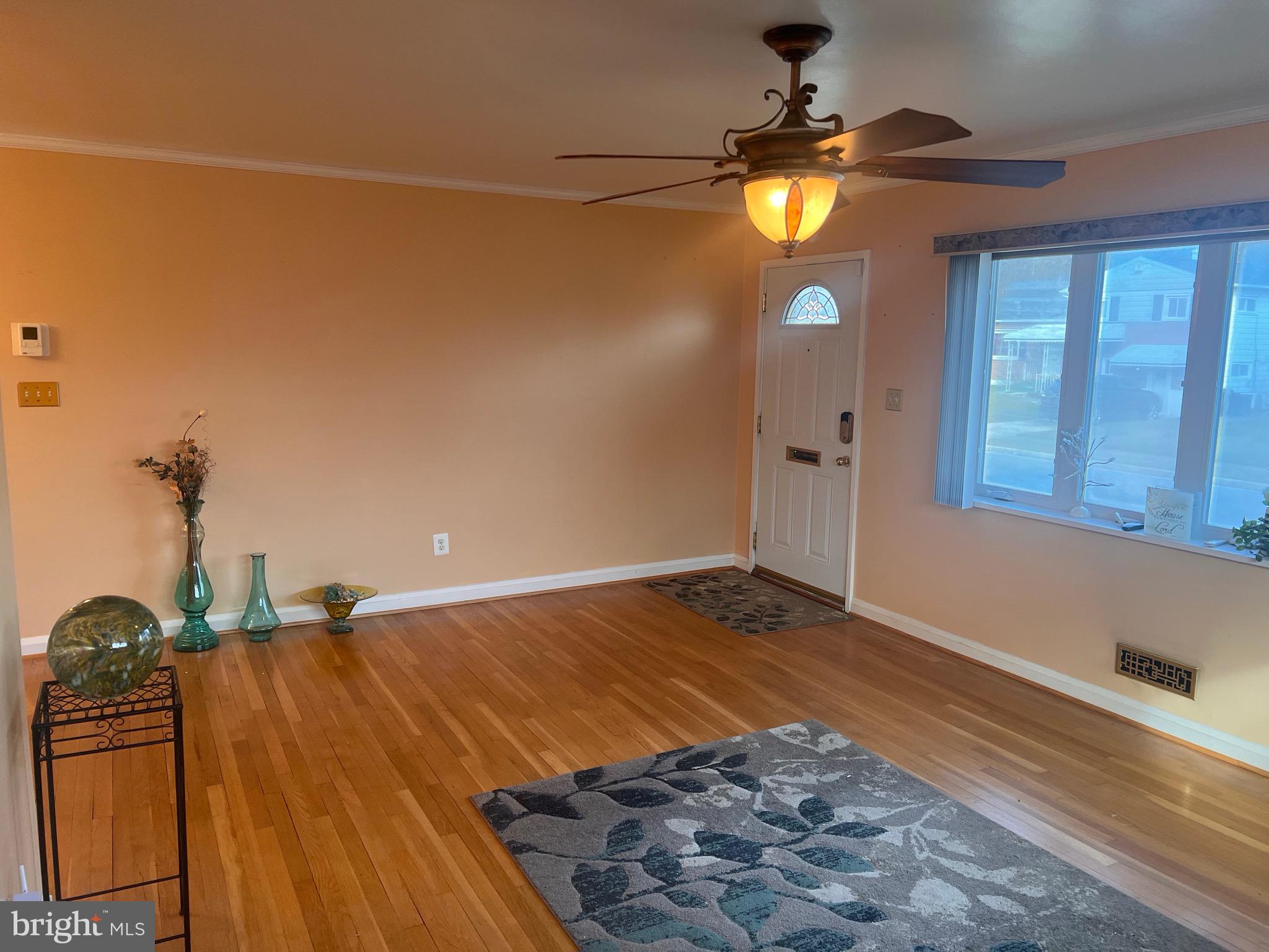 WINDSOR  MILL - Residential