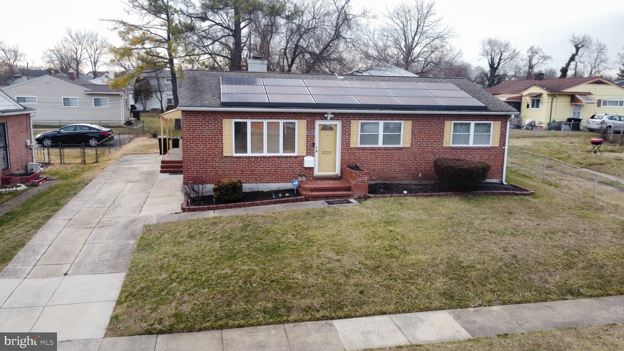 WINDSOR  MILL - Residential