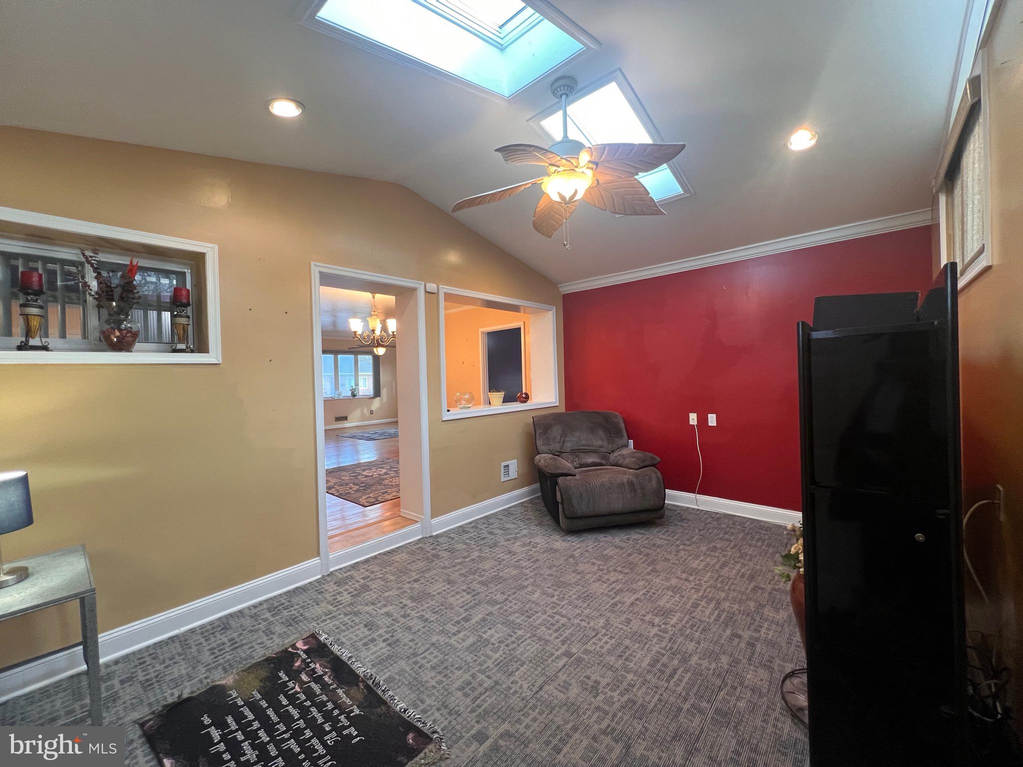 WINDSOR  MILL - Residential