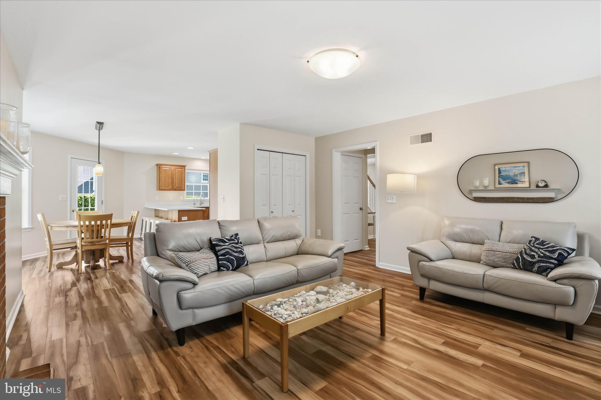 KISSEL HILL COMMONS - Residential