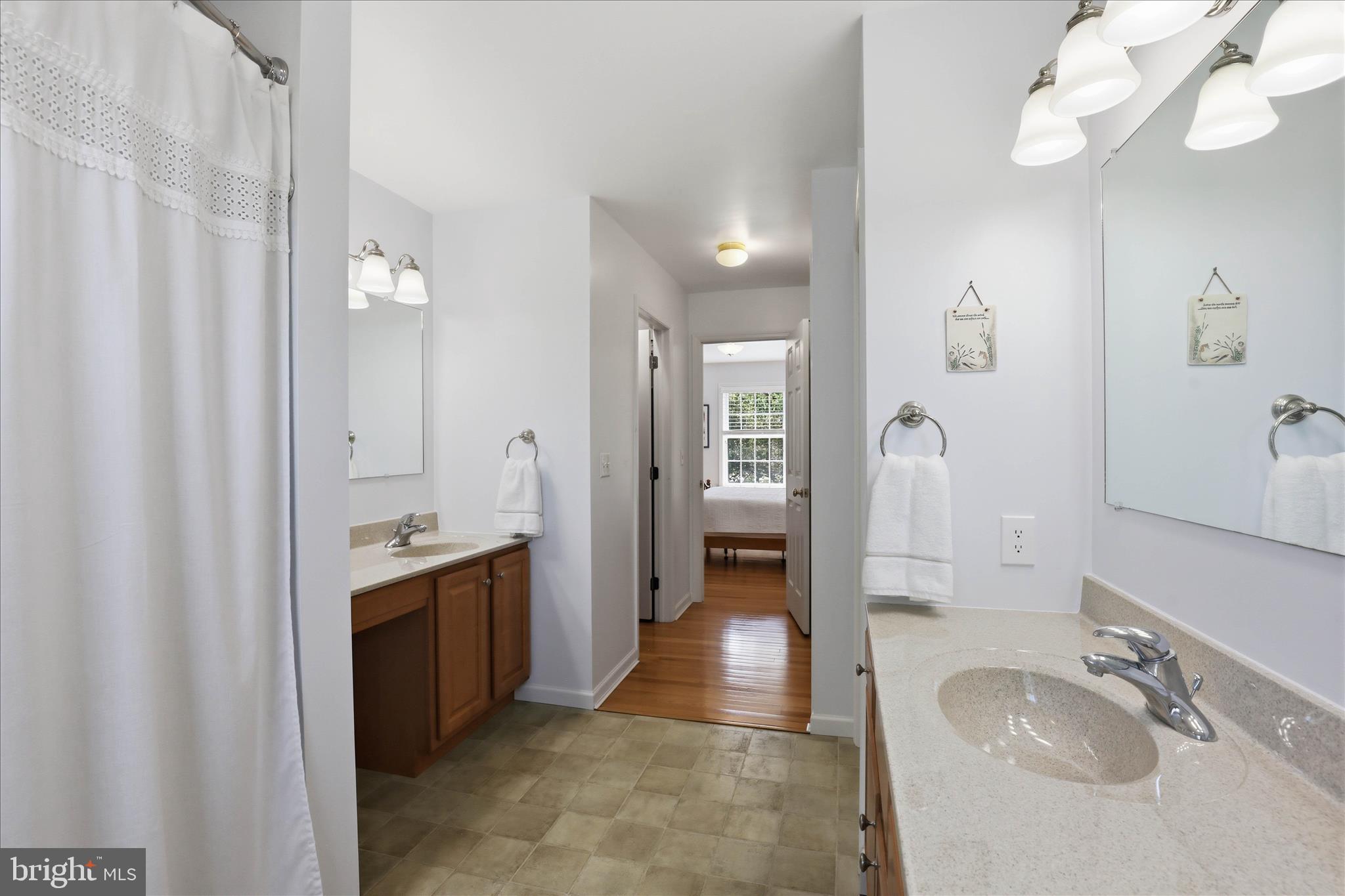 KISSEL HILL COMMONS - Residential