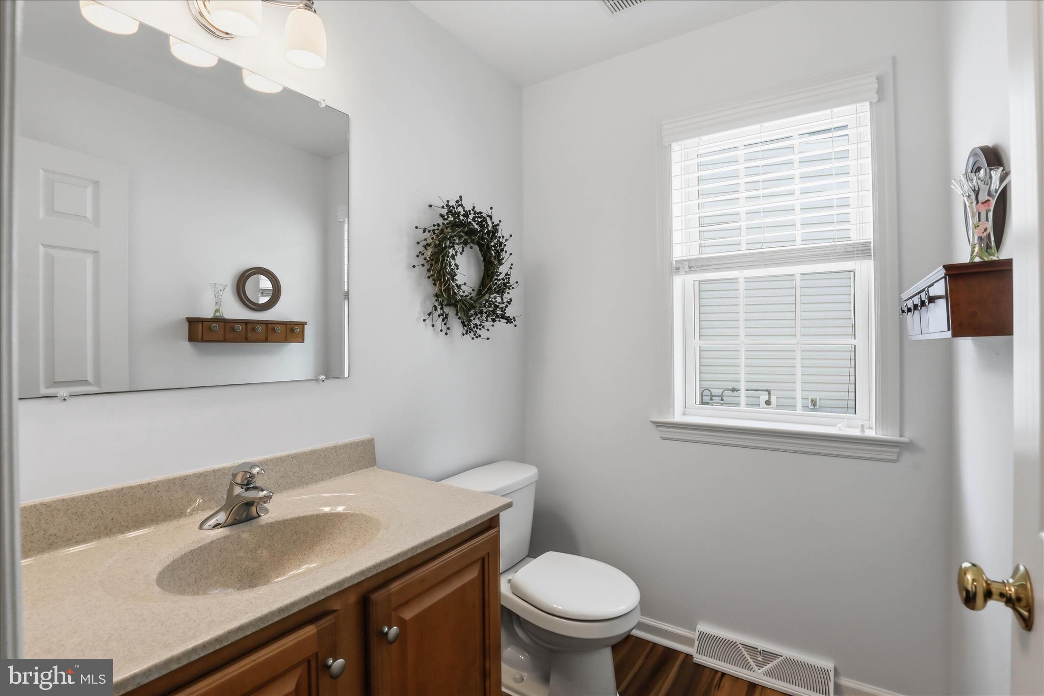 KISSEL HILL COMMONS - Residential