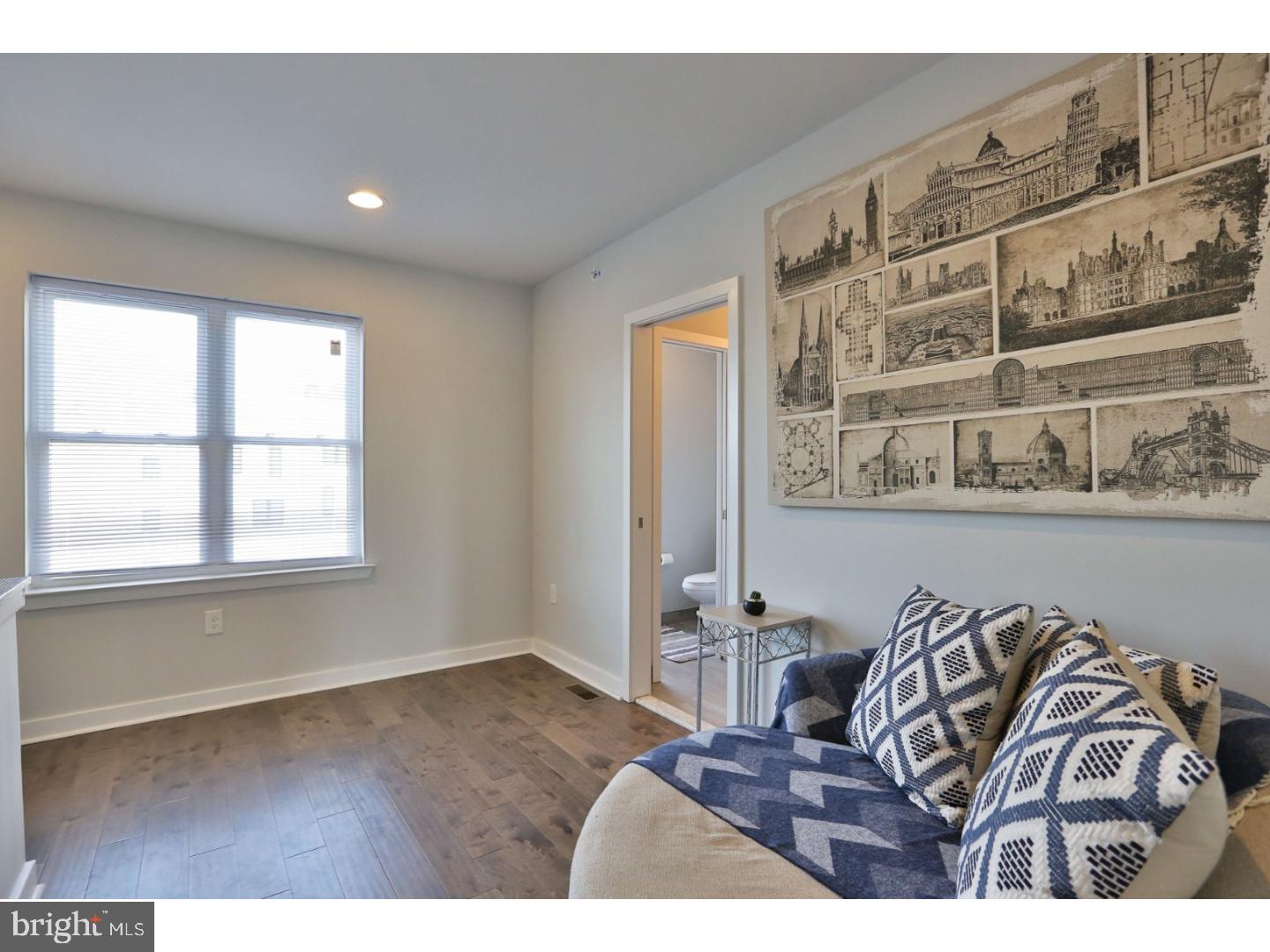 ROXBOROUGH - Residential