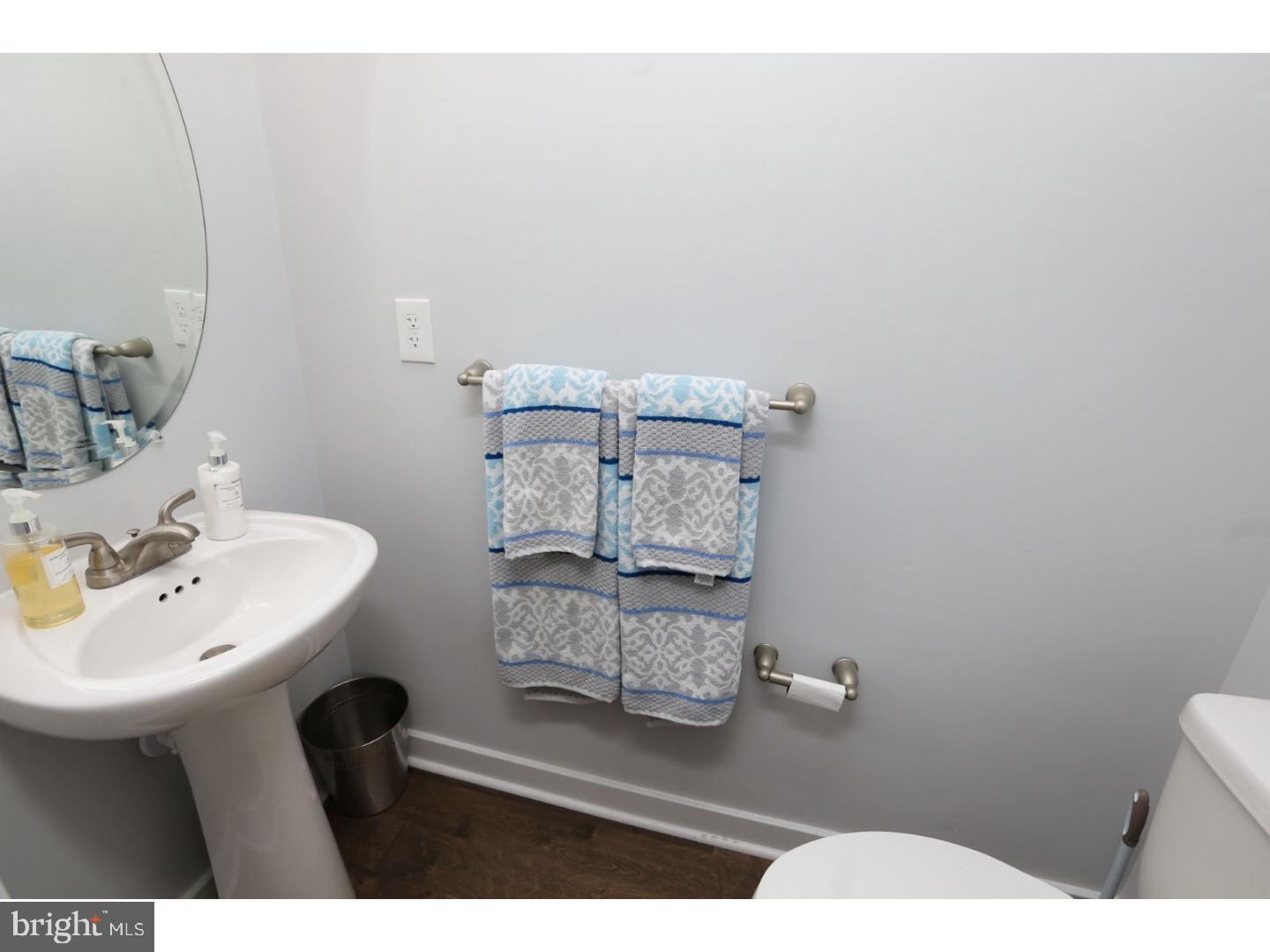 ROXBOROUGH - Residential