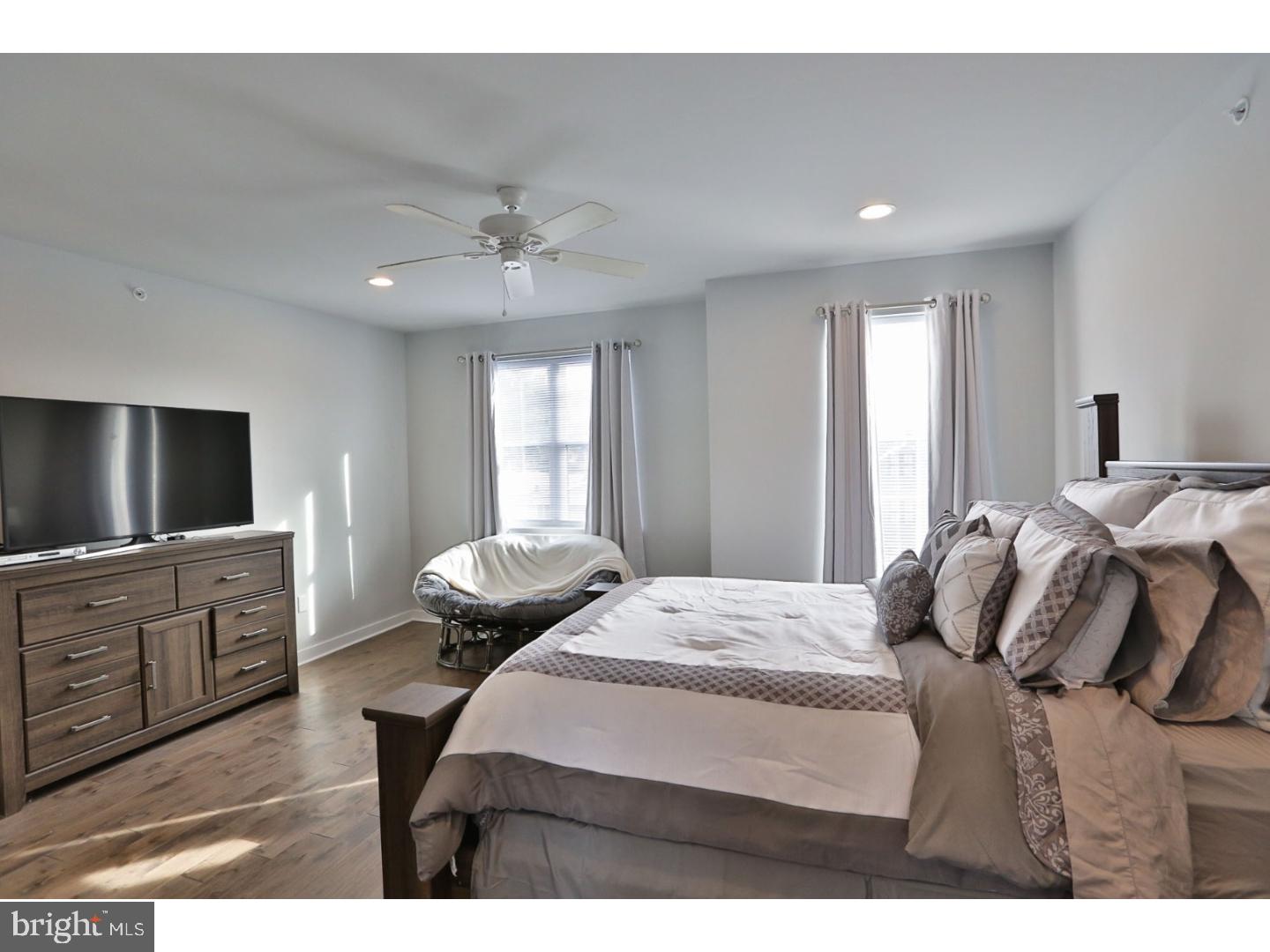 ROXBOROUGH - Residential